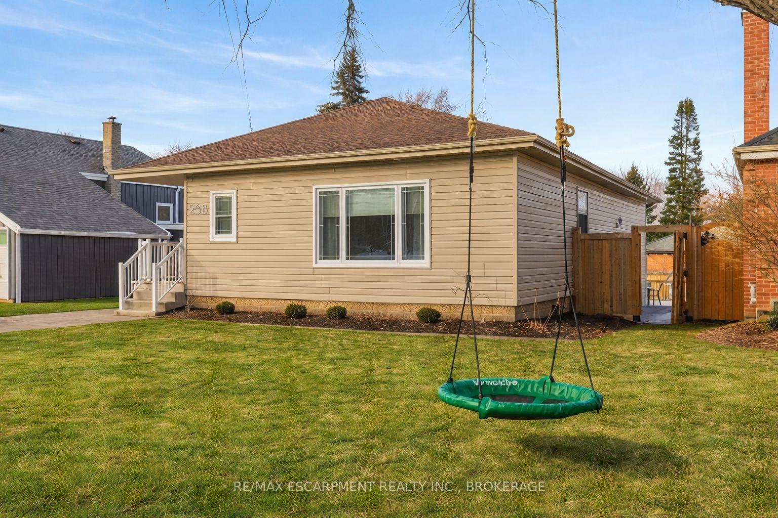 258 Sanatorium Road — photo 1