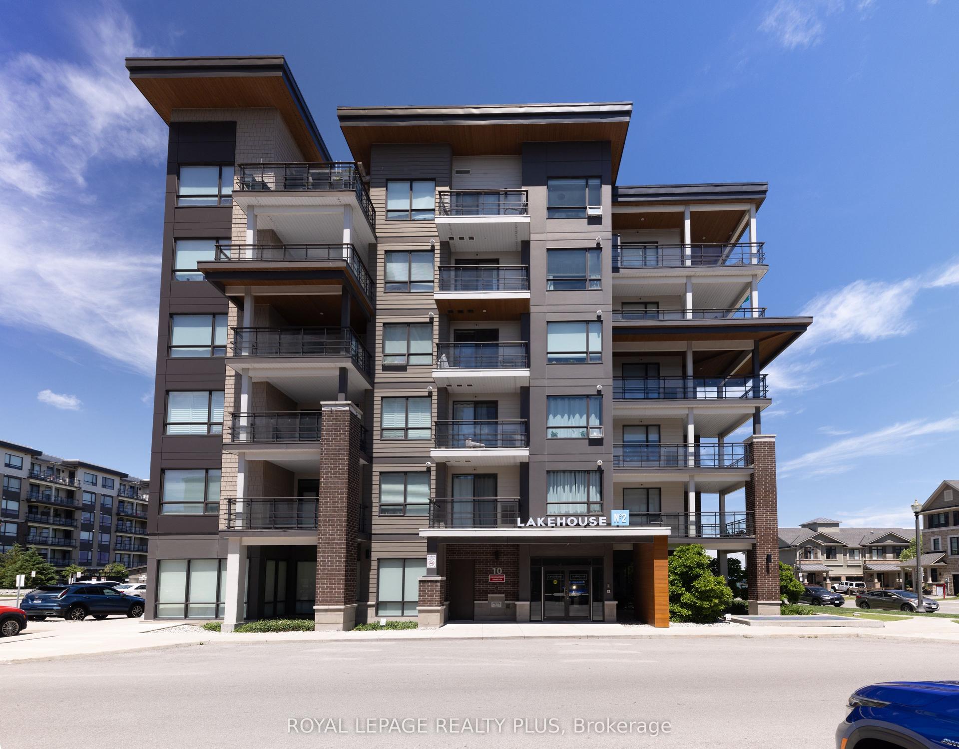 10 Esplanade Lane 207 #207 — photo 1
