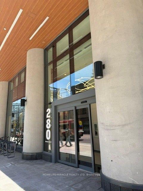 280 Dundas Street W 2407 #2407 — photo 1