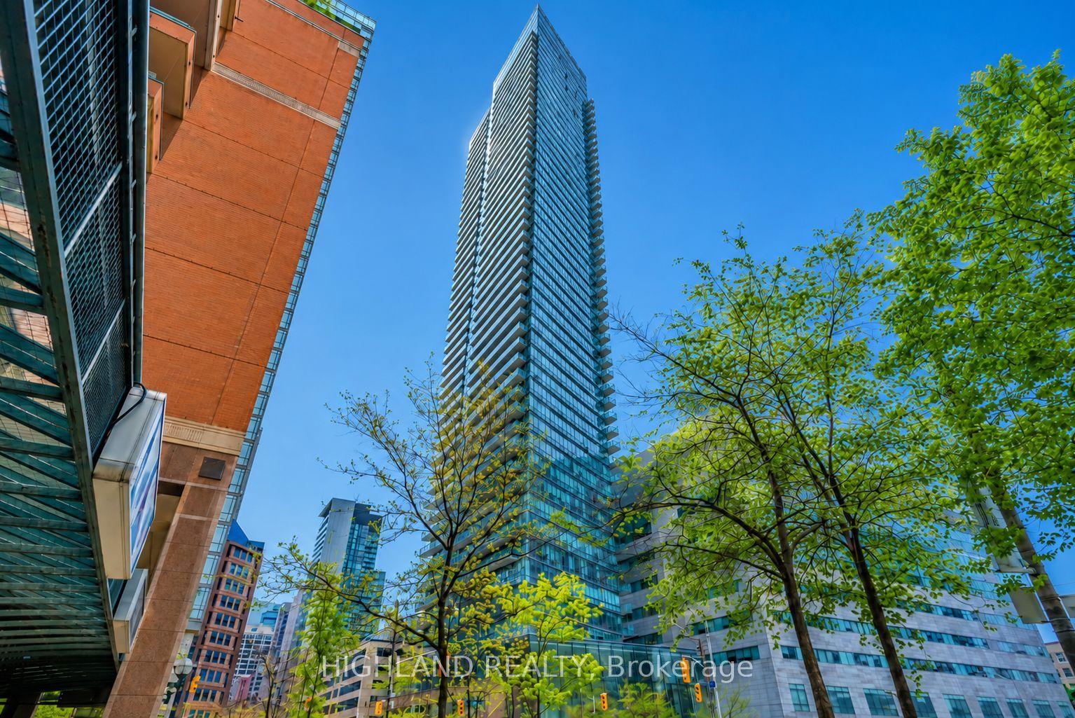 832 Bay Street 2409 #2409 — photo 1