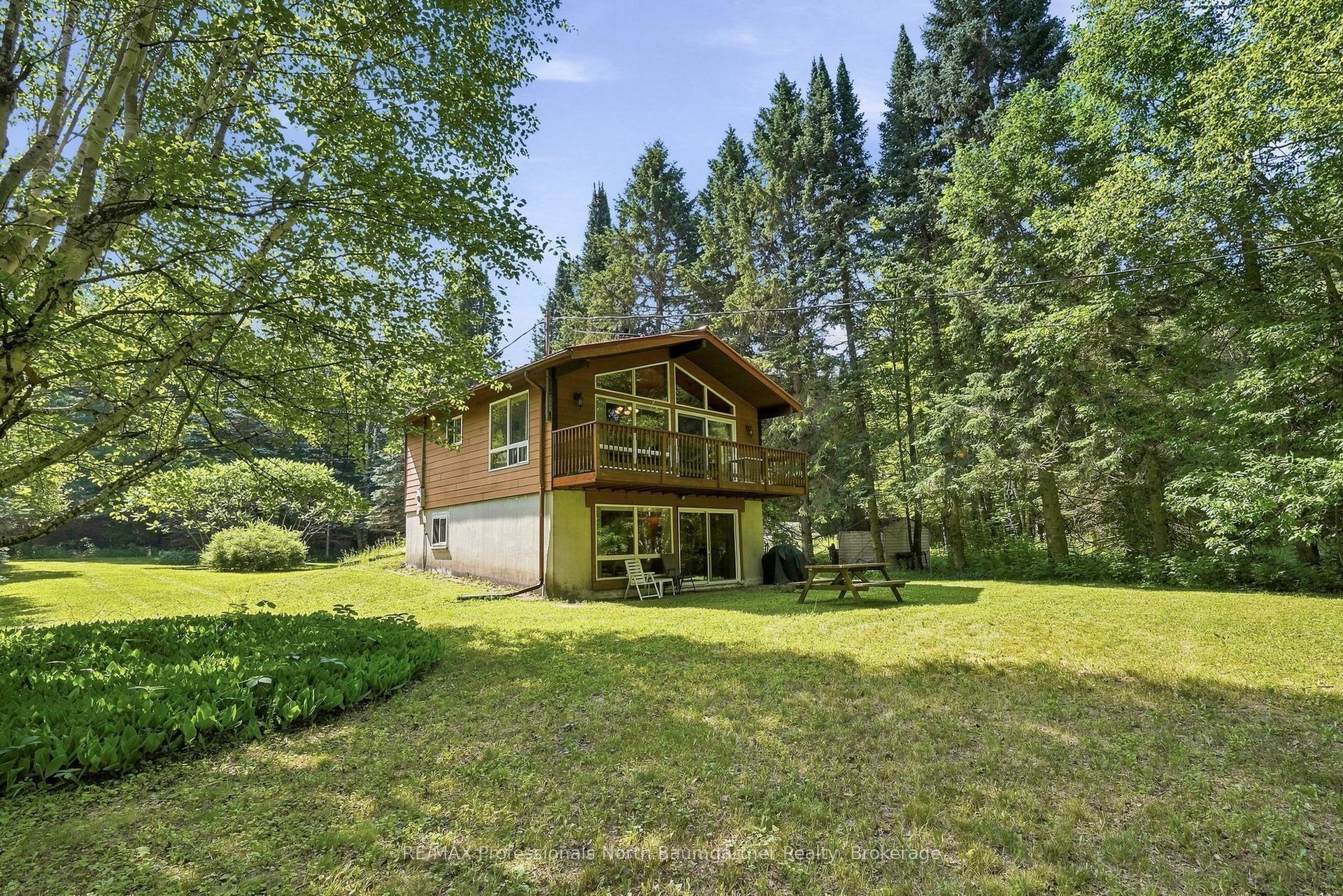 1125 Providence Drive, Algonquin Highlands — Detached for sale, photo 1