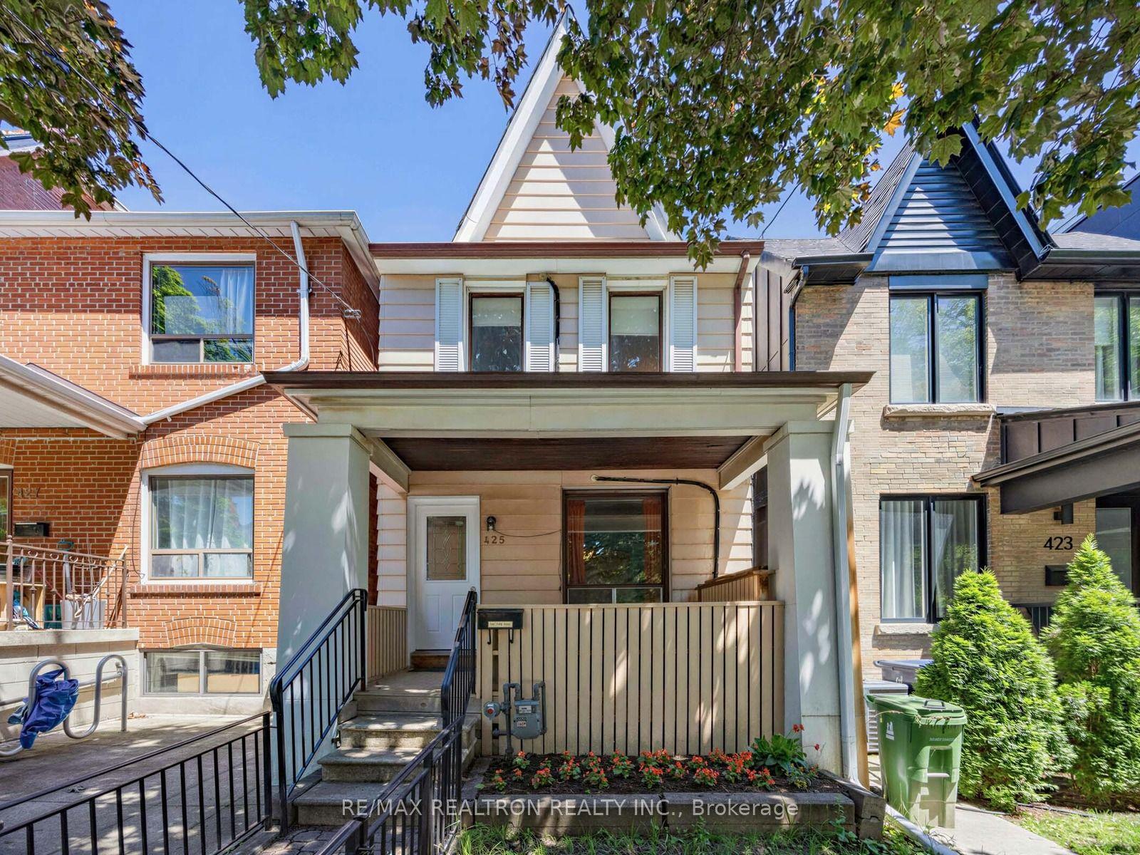 425 Clinton Street, Toronto — Detached for sale, photo 1