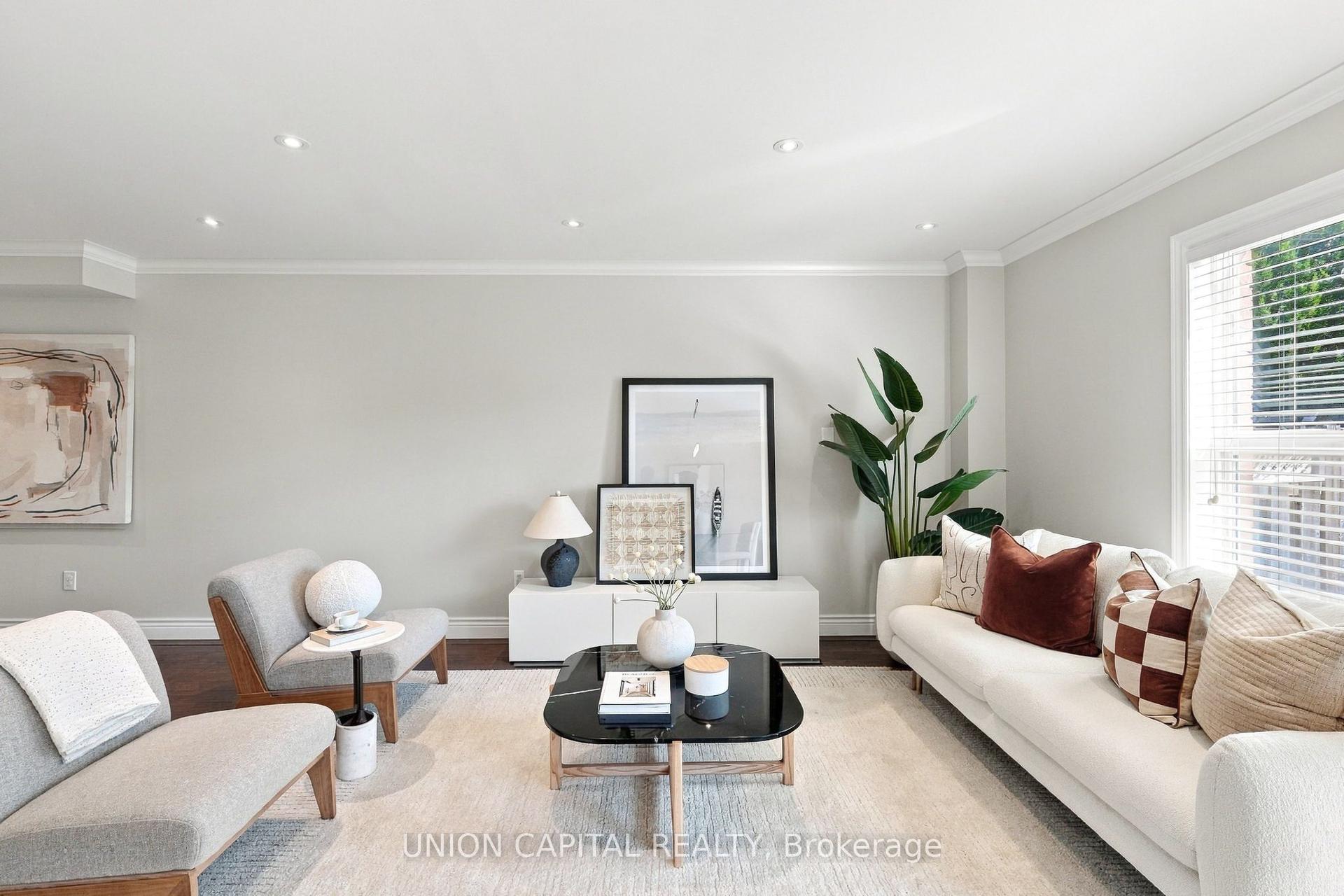 126 Matteo David Drive, Richmond Hill — Townhouse for sale, photo 1
