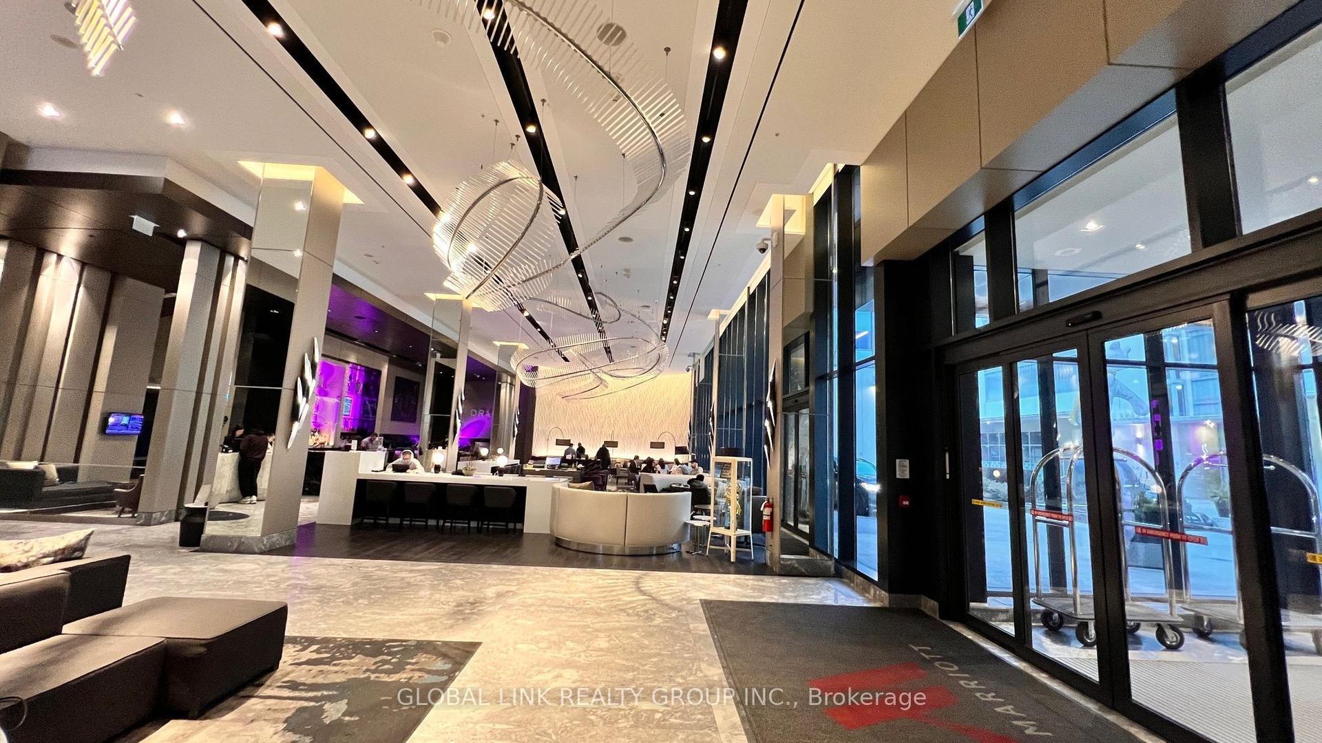180 Enterprise Boulevard 303 #303, Markham — Condo for lease, photo 1