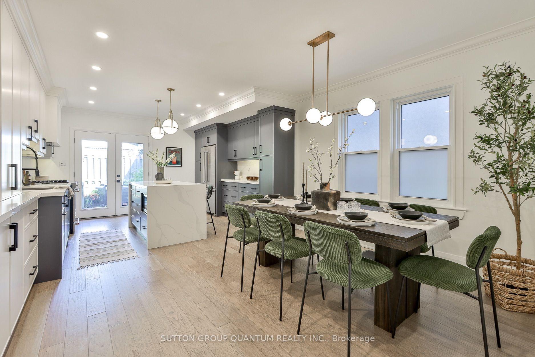 110 Castlefield Avenue, Toronto — Semi-Detached for sale, photo 1