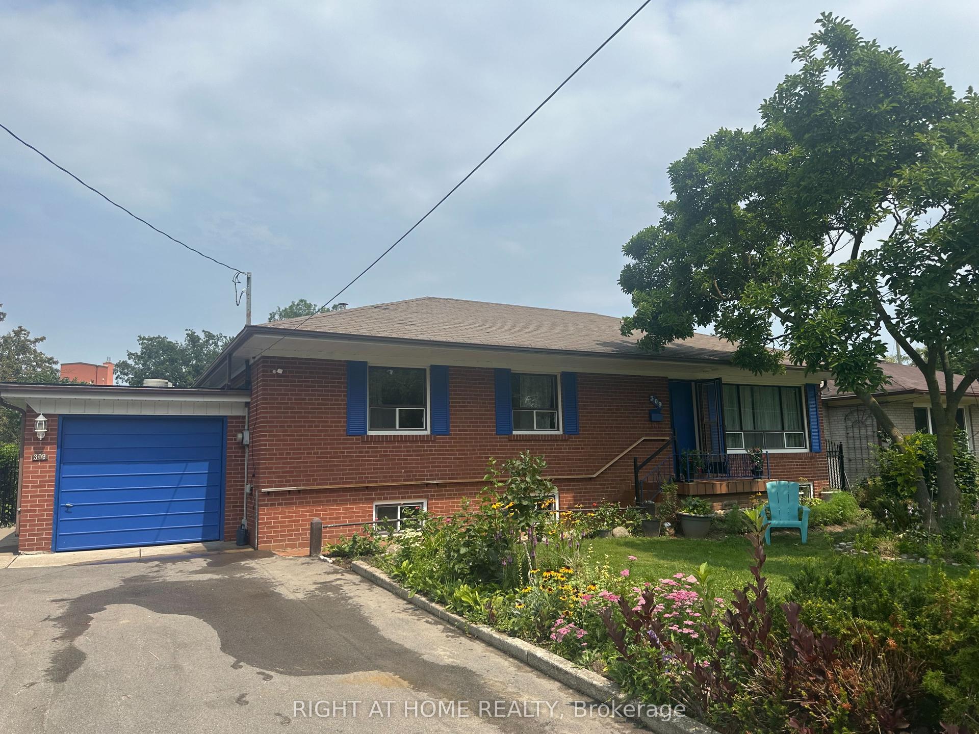 309 Queen Mary Drive, Oakville — Detached for sale, photo 1