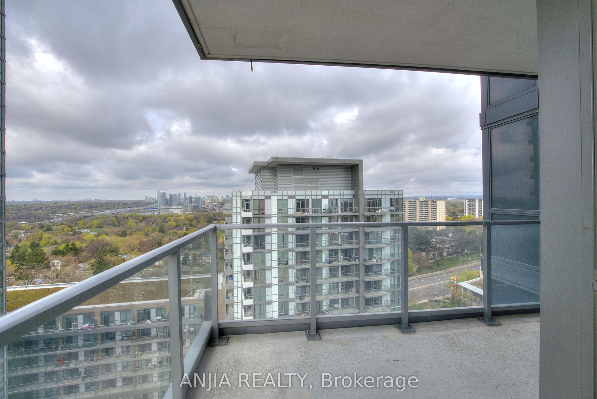 56 Forest Manor Road 1304 #1304 — photo 1