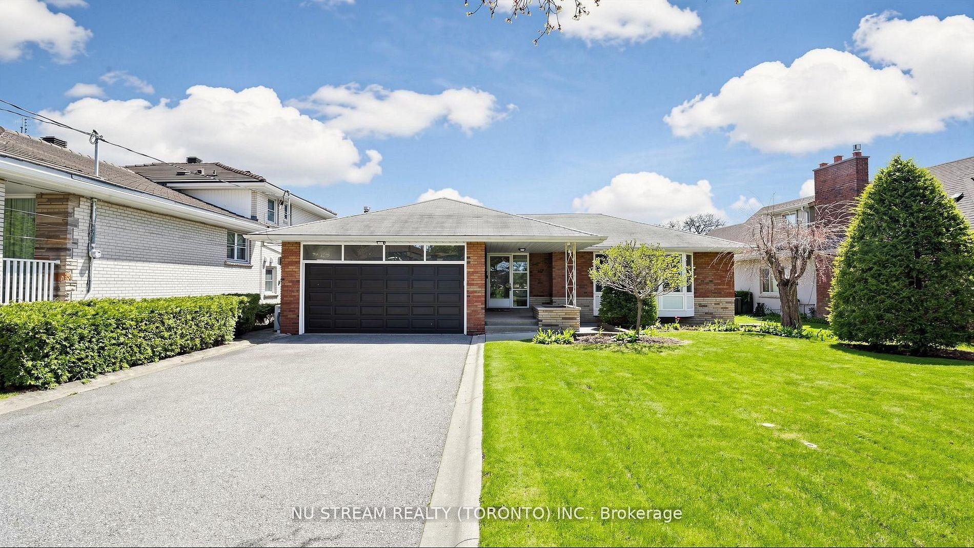 55 Sunvale Drive, Toronto — Detached for lease, photo 1