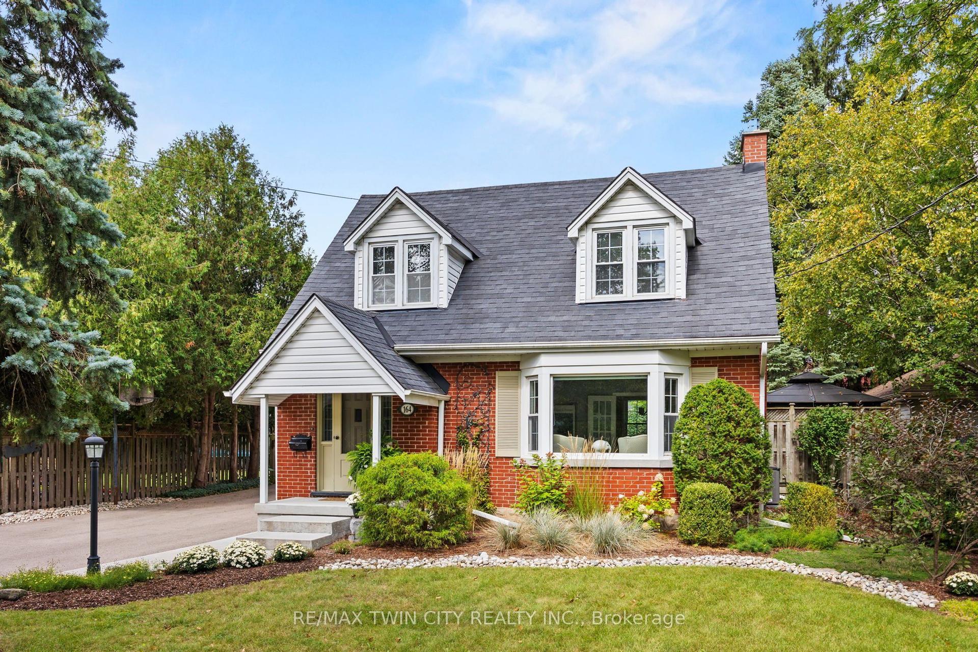 164 Sheldon Avenue N, Kitchener — Detached for sale, photo 1