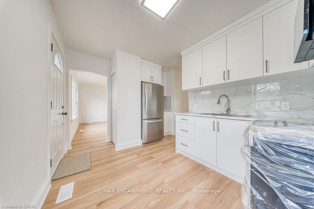 22 David Avenue — photo 1