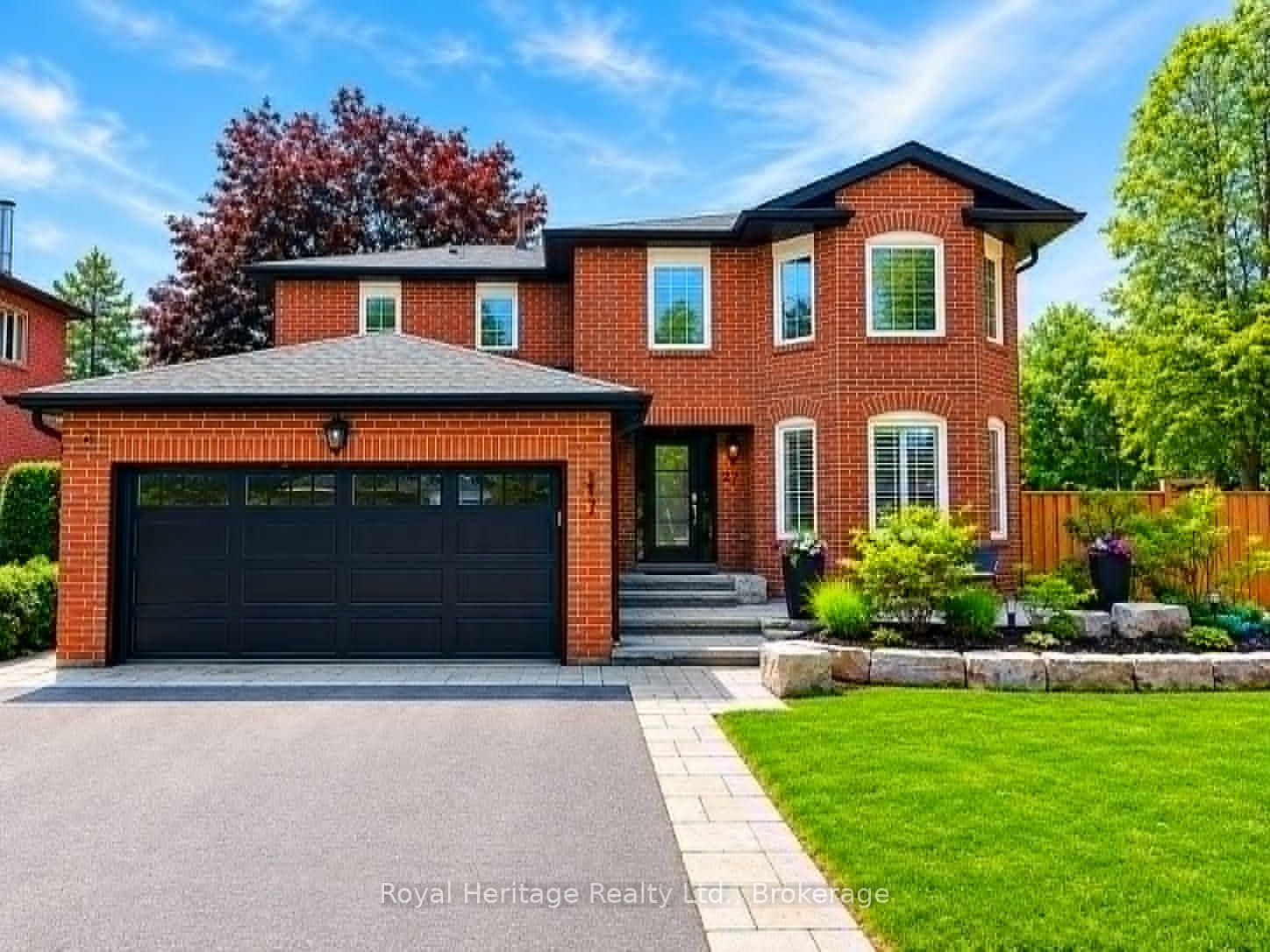 27 Clovelly Drive, Whitby — Detached for sale, photo 1