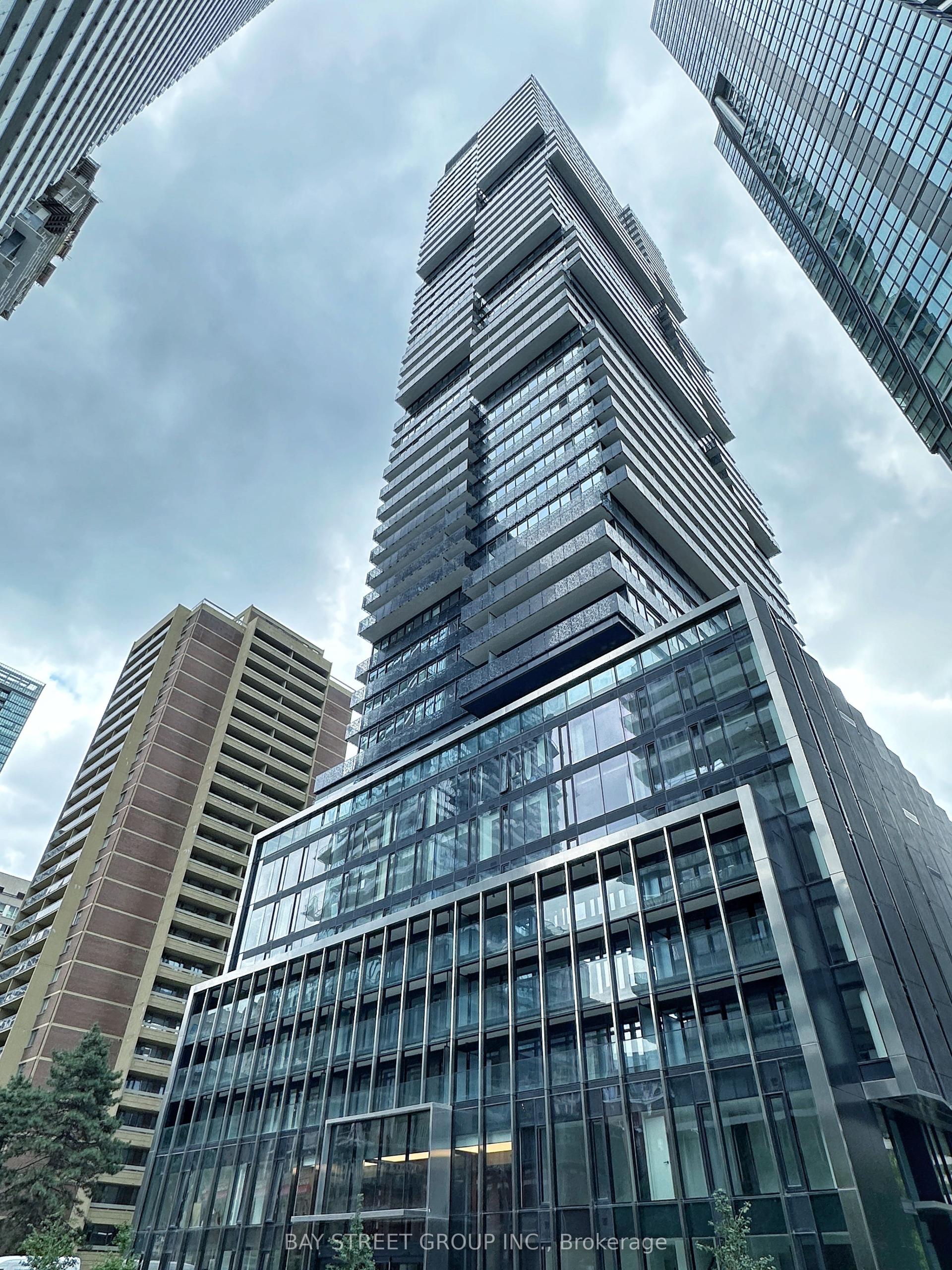 55 Charles Street E 3507 #3507, Toronto — Condo for lease, photo 1