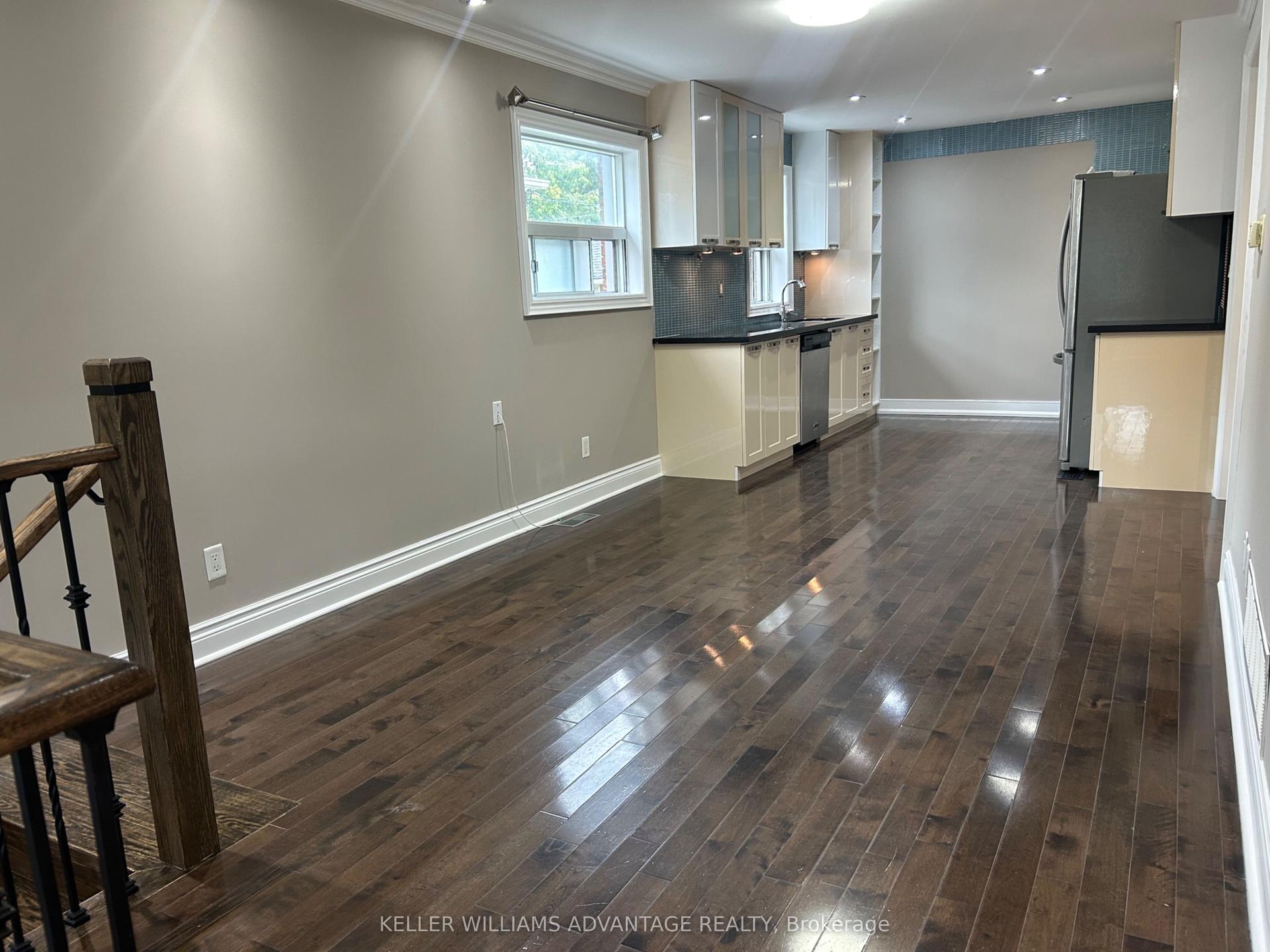 26 Barker Avenue 2 #2, Toronto — Semi-Detached for lease, photo 1