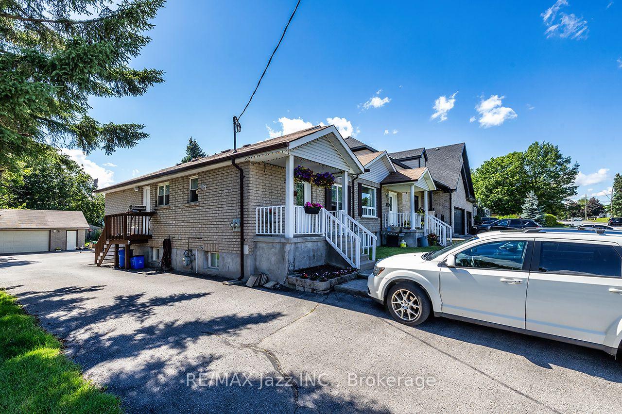 27 Waverley Road, Clarington — Multiplex for sale, photo 1