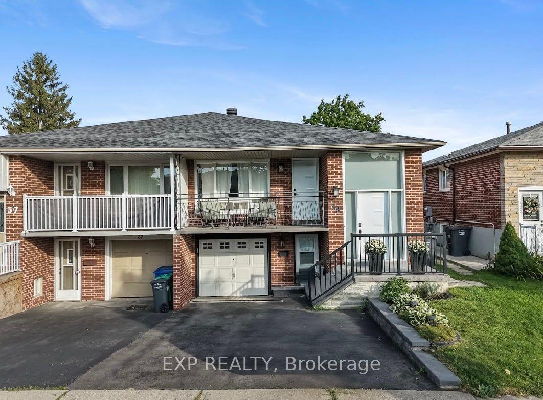 39 Prouse Drive, Brampton — Semi-Detached for sale, photo 1