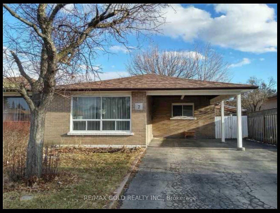 7 Forsythia Road Upper #Upper, Brampton — Semi-Detached for lease, photo 1