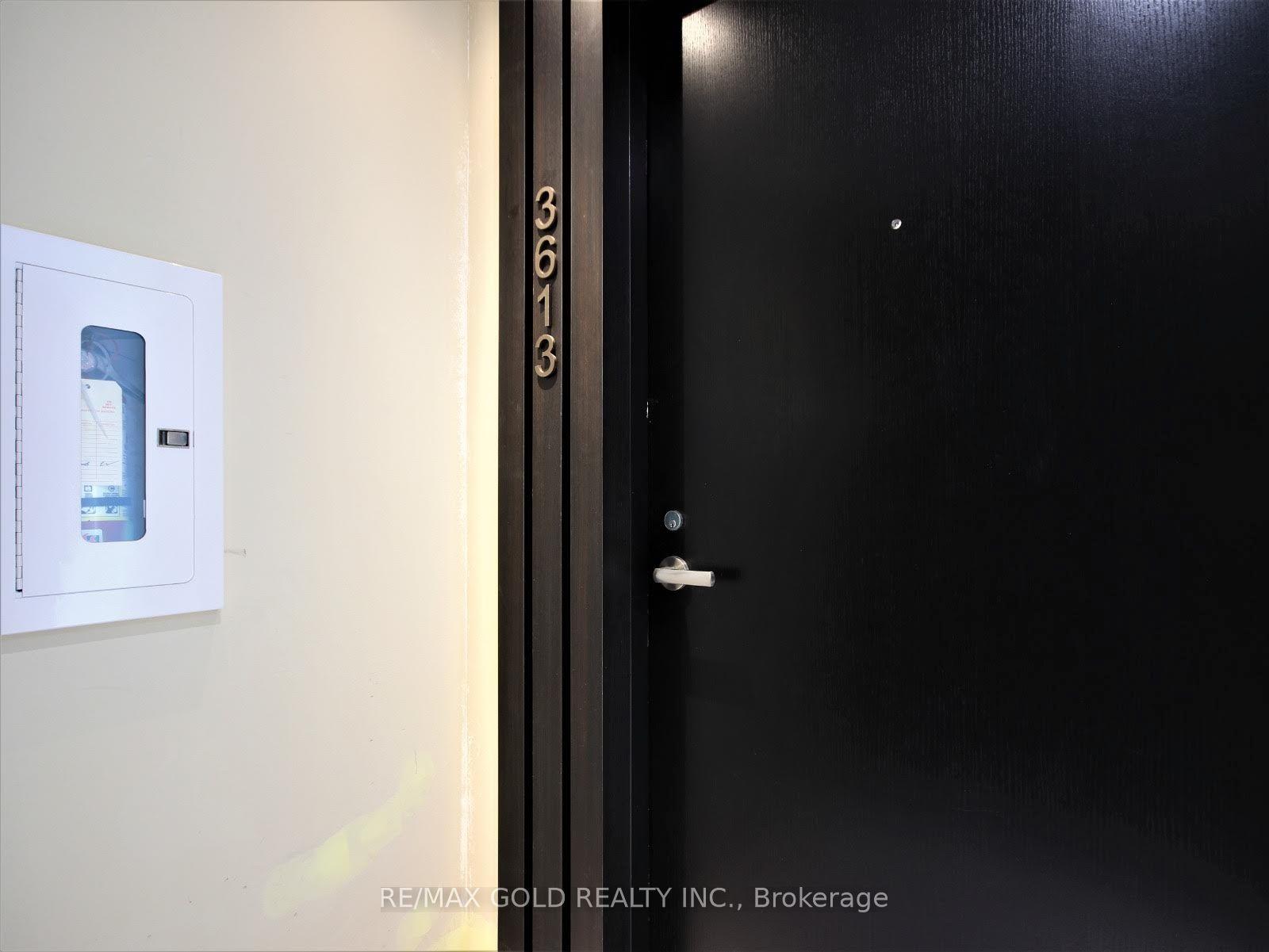 501 Yonge Street 3613 #3613 — photo 1