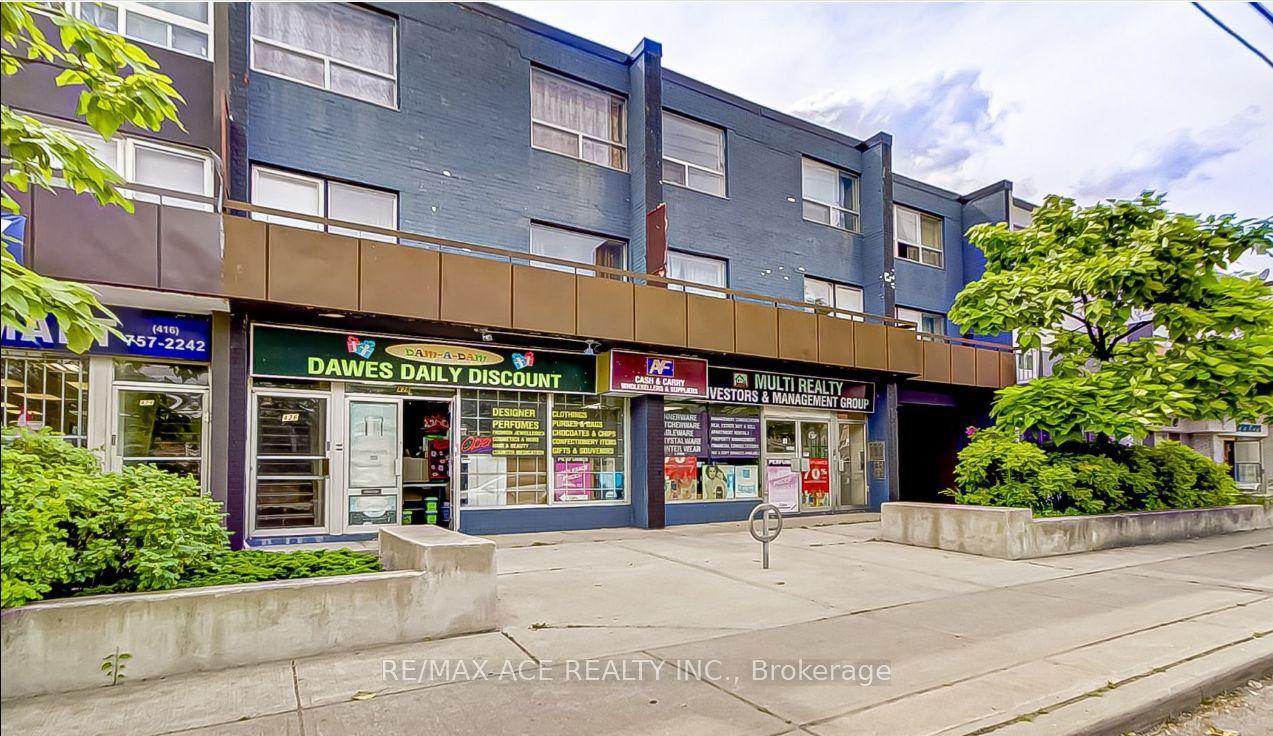 426-428 Dawes Road — photo 1