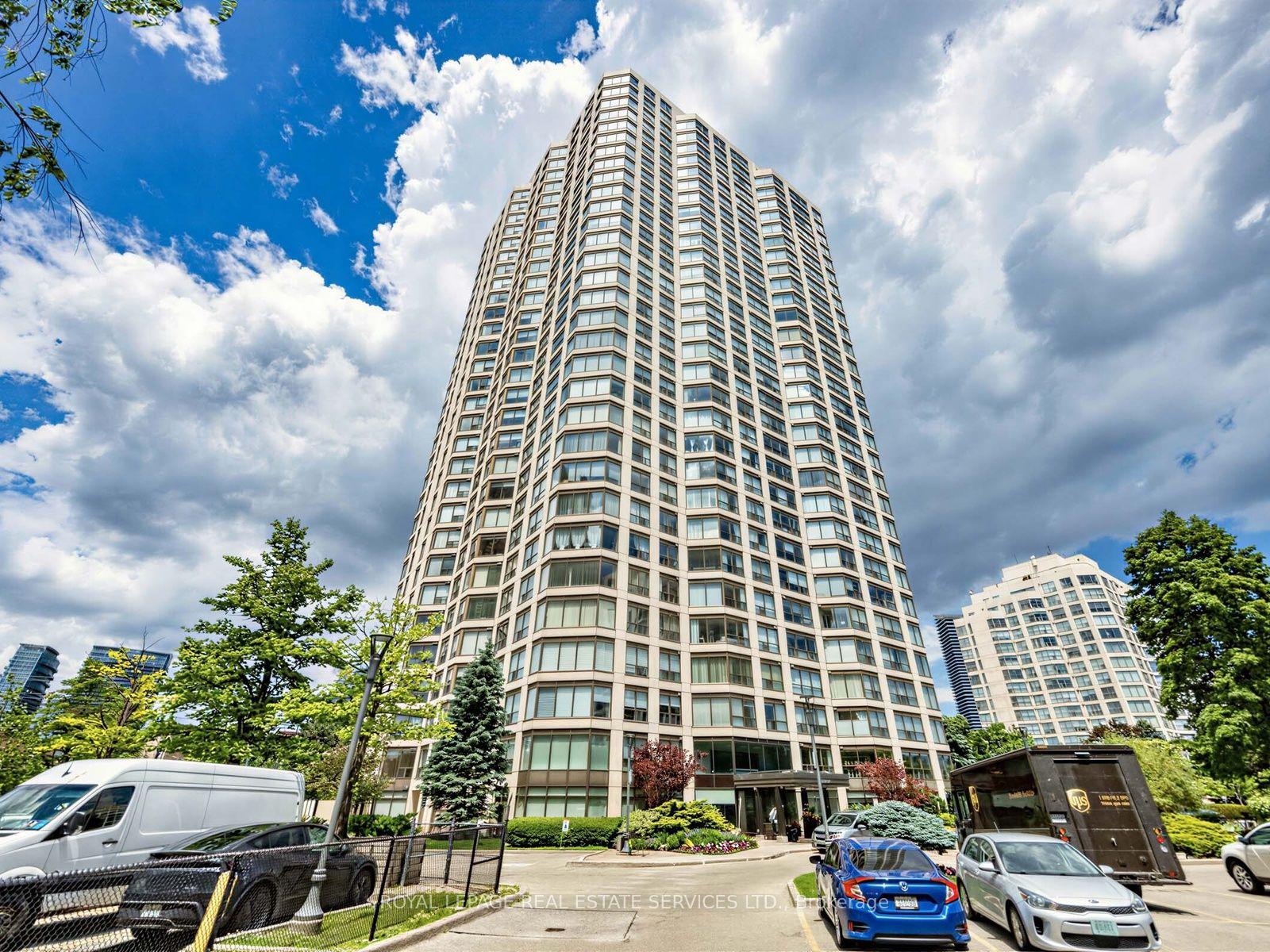 2269 Lake Shore Boulevard W 3201 #3201 — photo 1