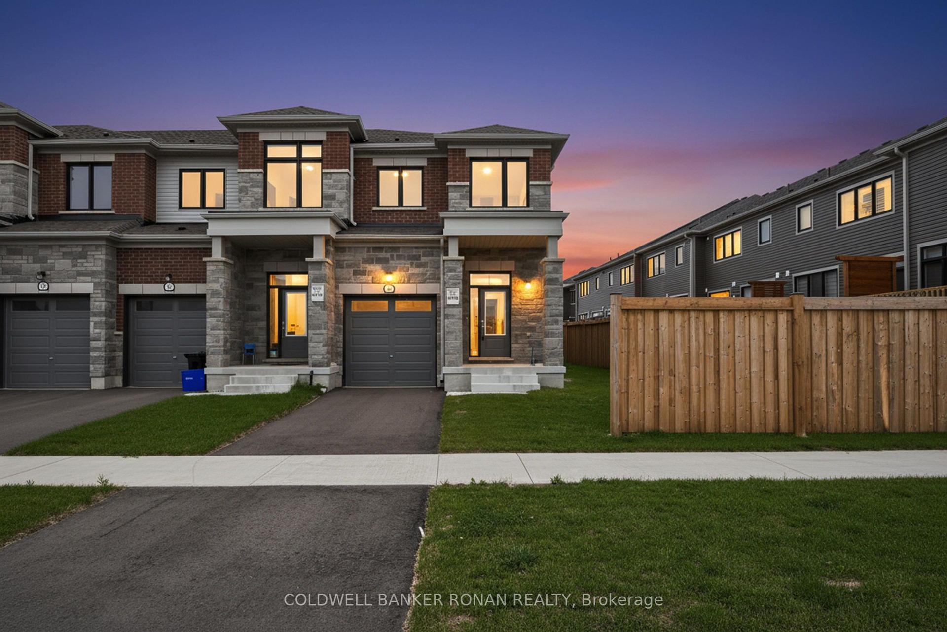 29 Milady Crescent — photo 1