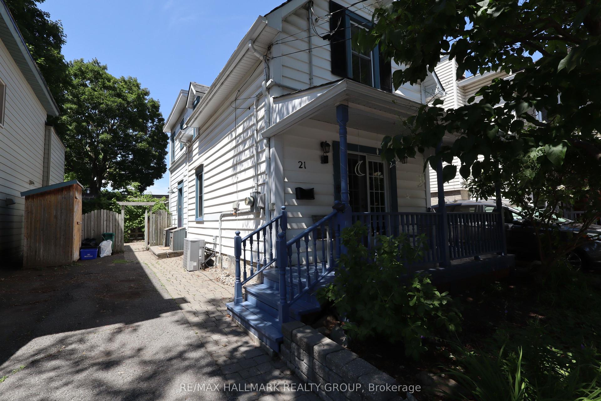 21 Electric Street, New Edinburgh - Lindenlea — Detached for lease, photo 1