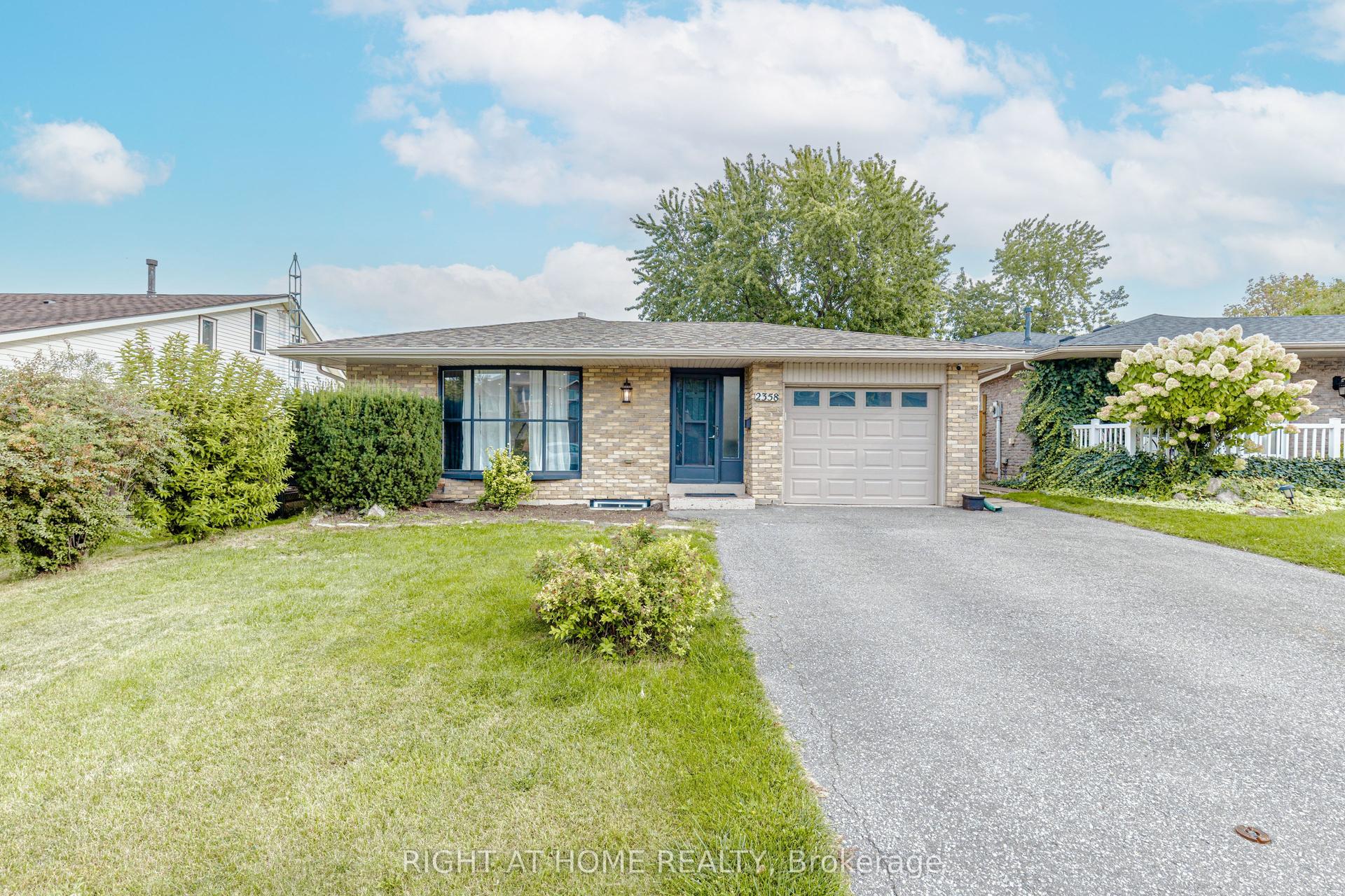 2358 Arnold Crescent, Burlington — Detached for sale, photo 1