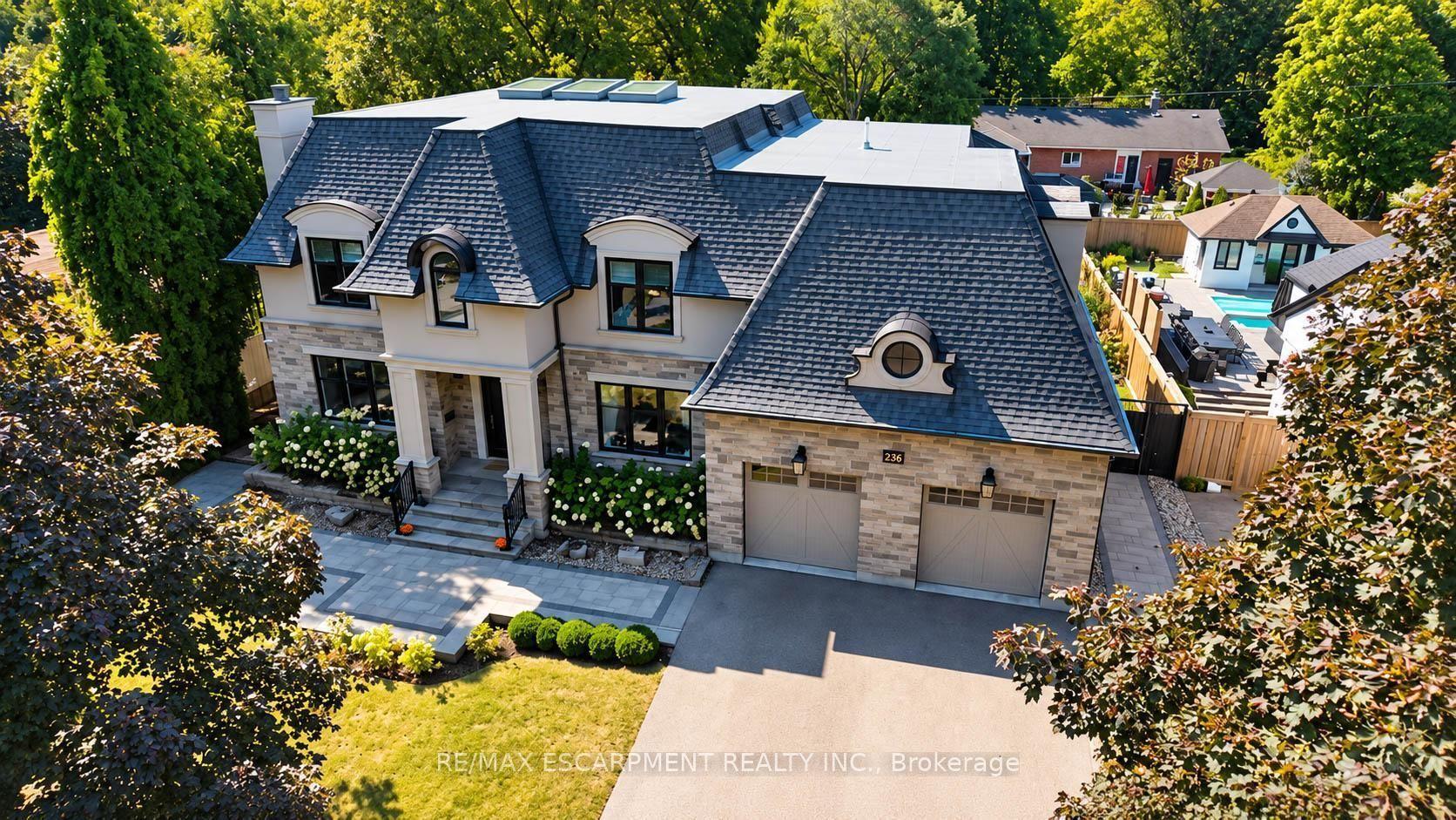 236 Poplar Drive, Burlington — Detached for sale, photo 1