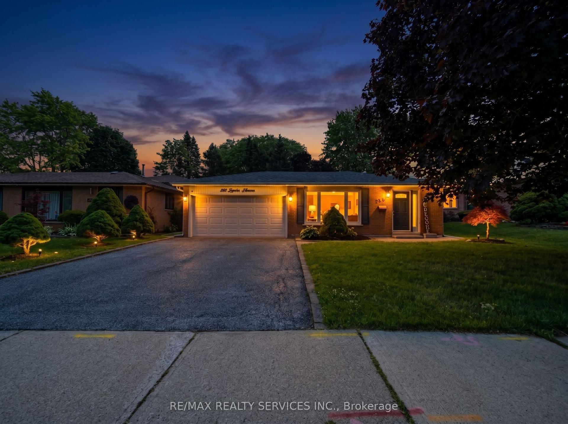 238 Laurier Avenue, Milton — Detached for sale, photo 1