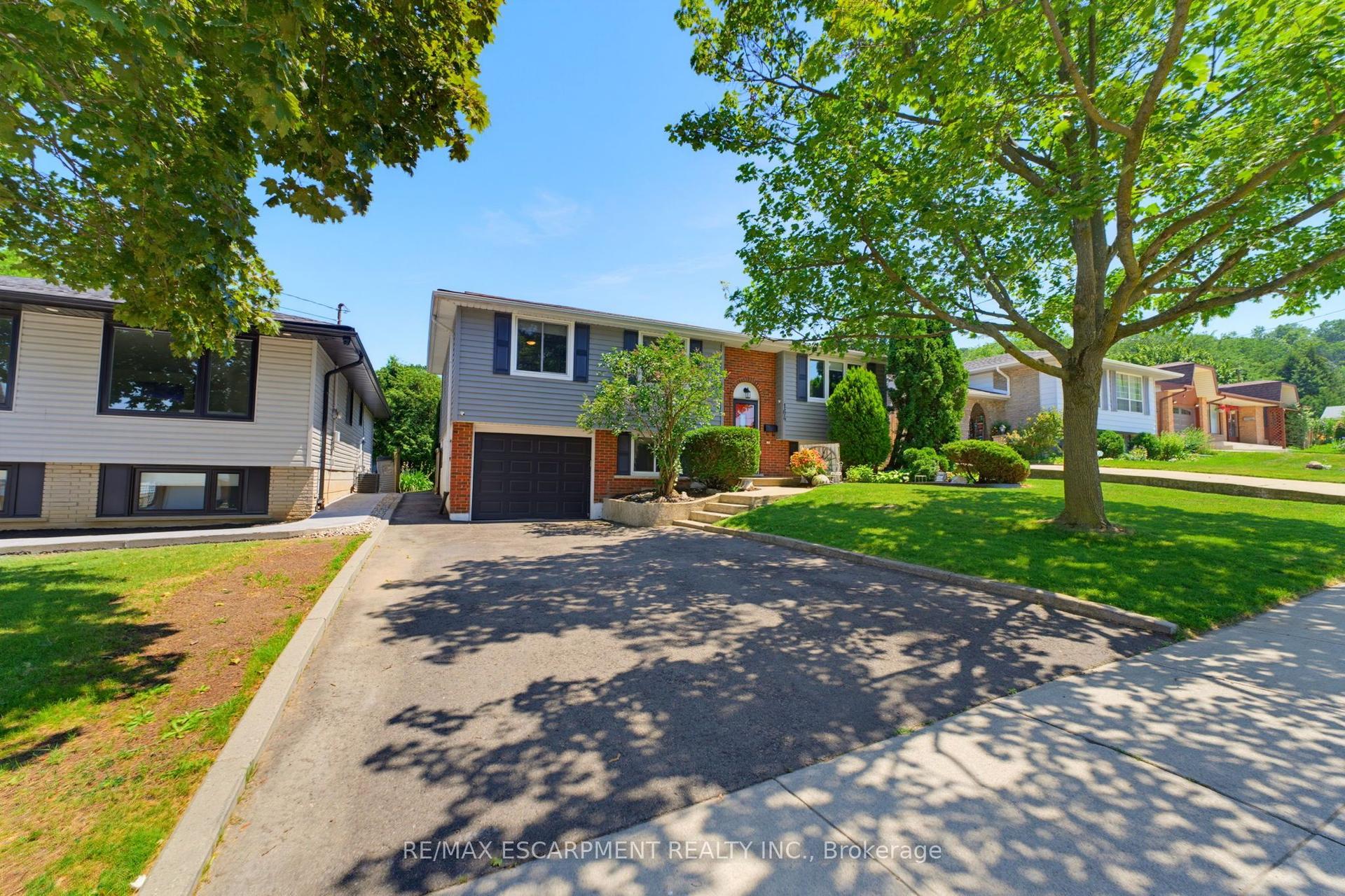 164 Hanover Place, Hamilton — Detached for sale, photo 1