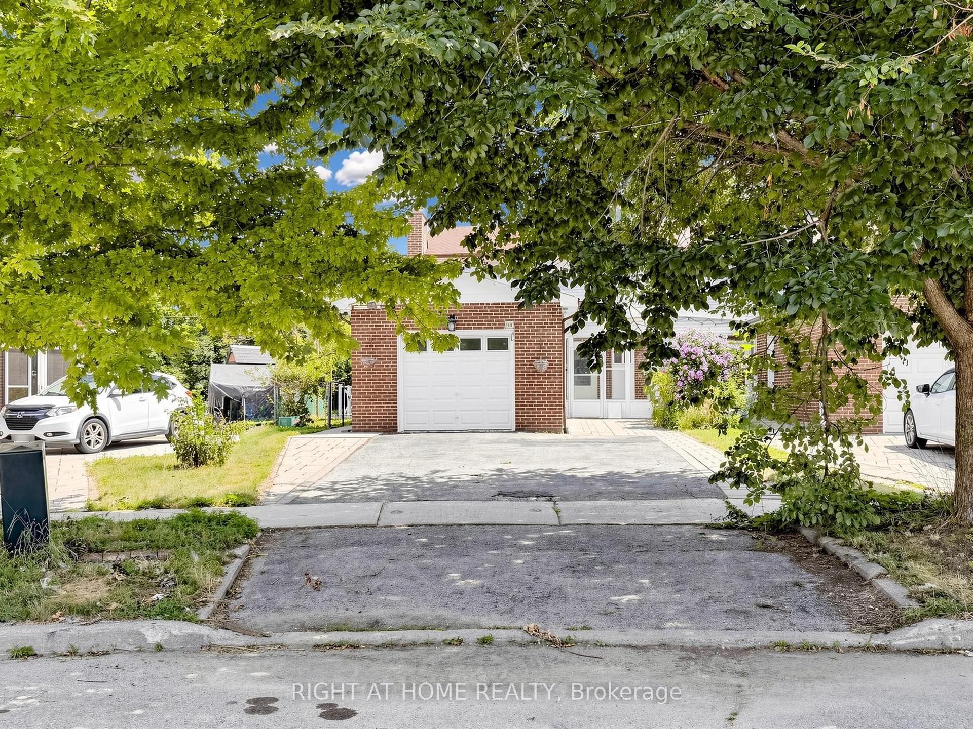 148 Sexton Crescent, Toronto — Semi-Detached for lease, photo 1