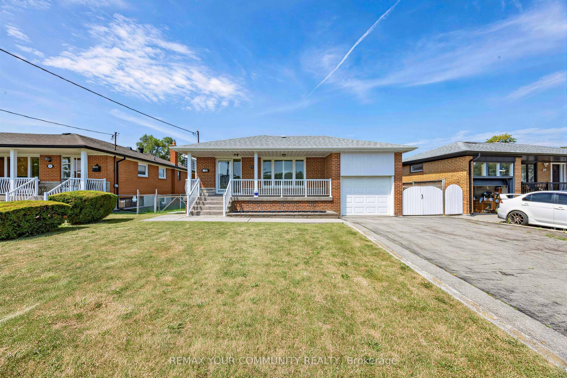 20 Linthurst Avenue, Toronto — Detached for sale, photo 1