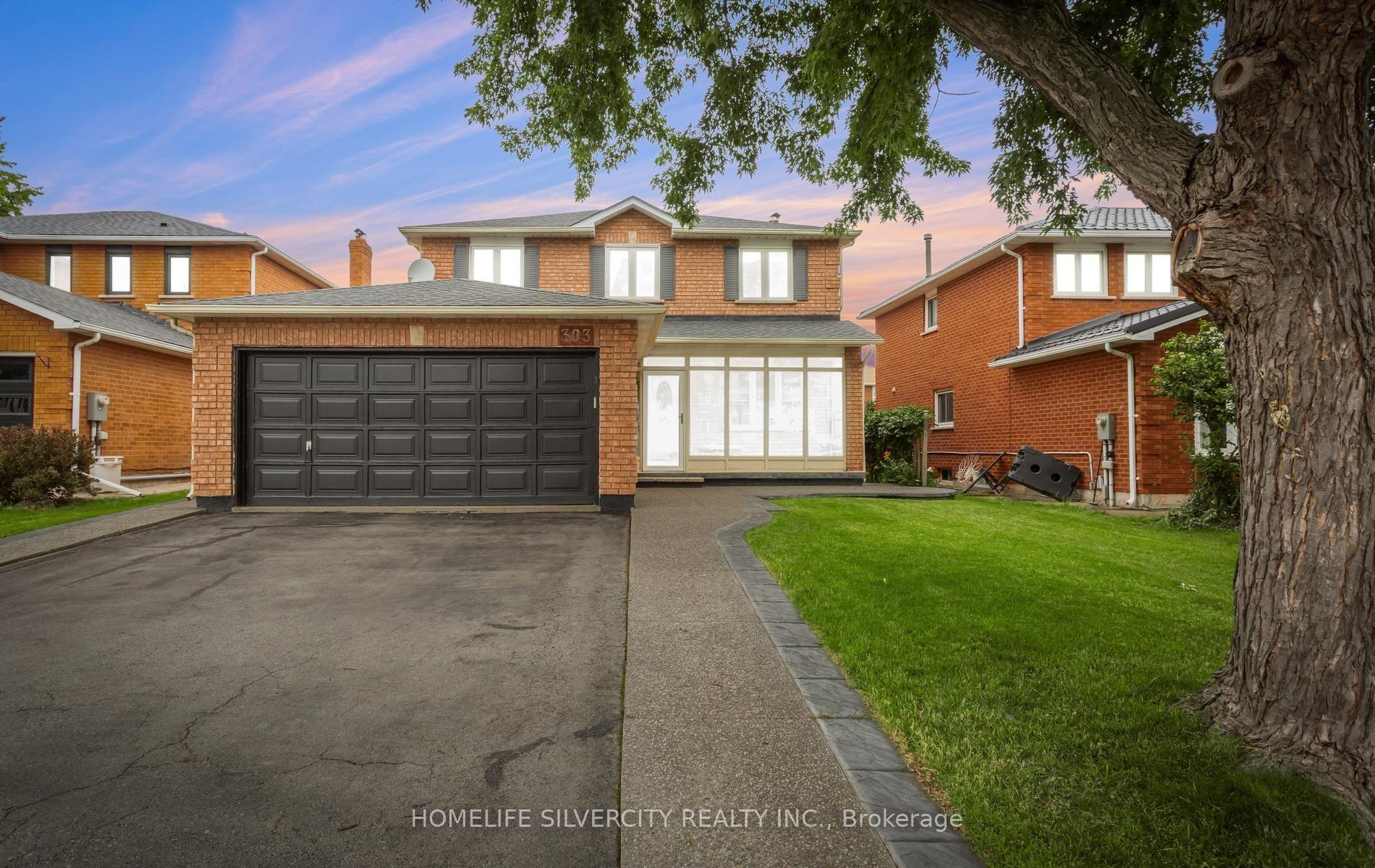 303 Hickory Circle, Oakville — Detached for sale, photo 1