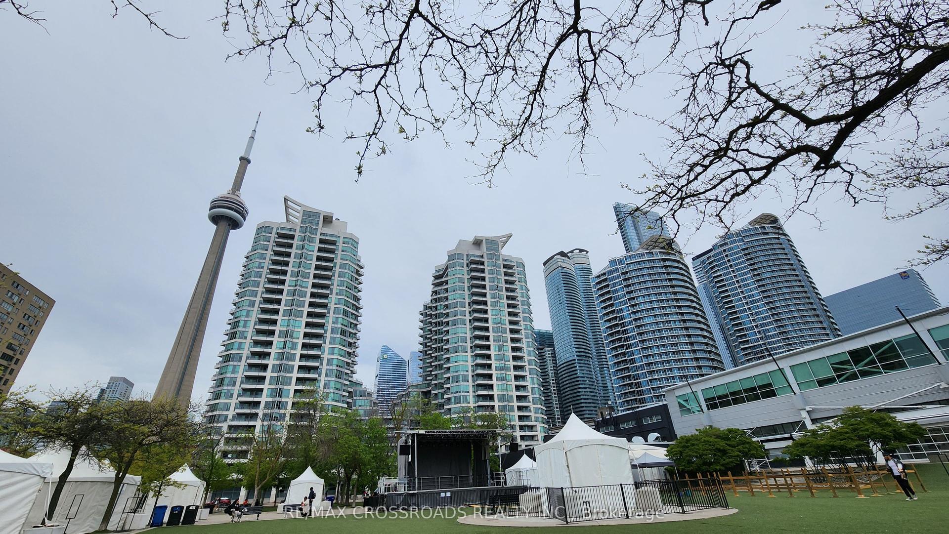 228 Queens Quay W 2702 #2702 — photo 1