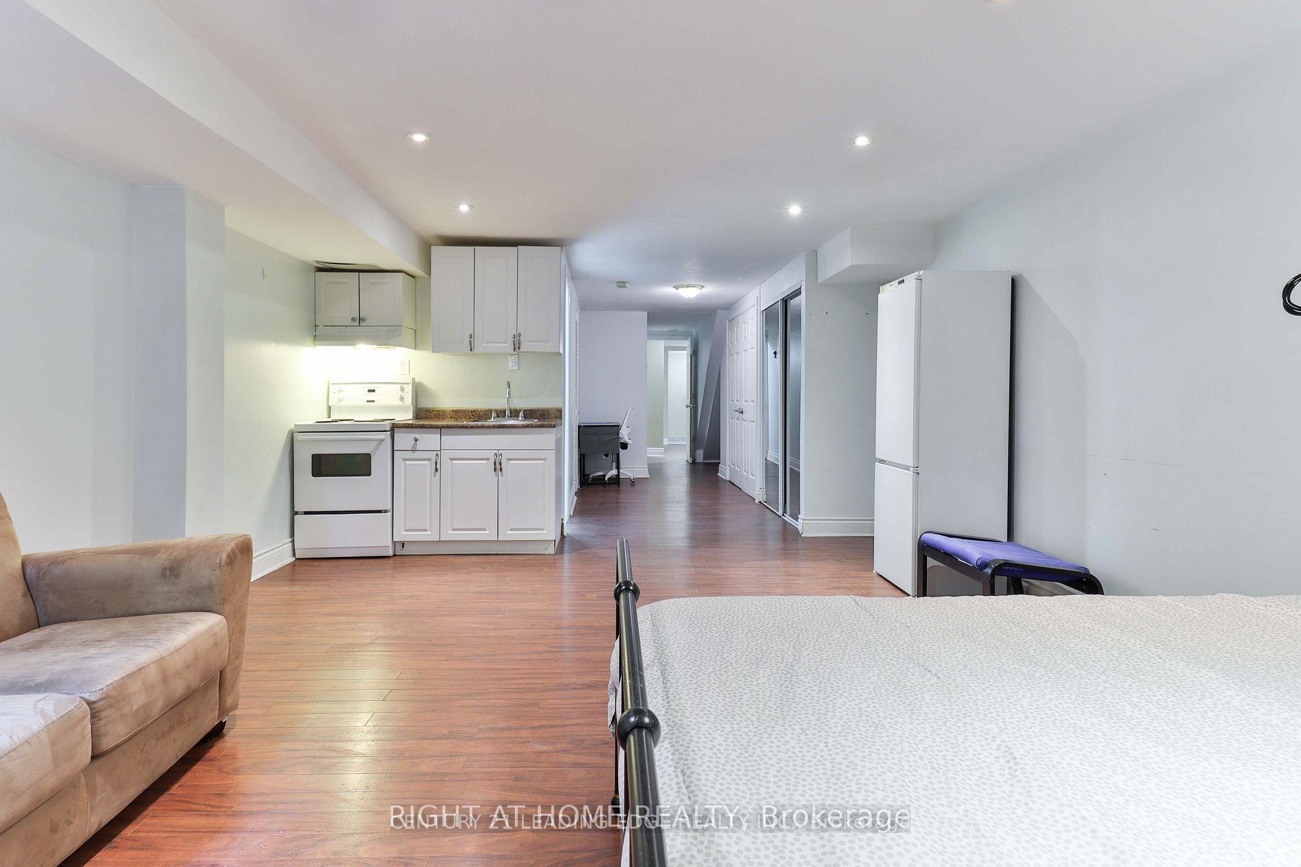 143 Gamble Avenue (Bsmt) #(Bsmt), Toronto — Detached for lease, photo 1