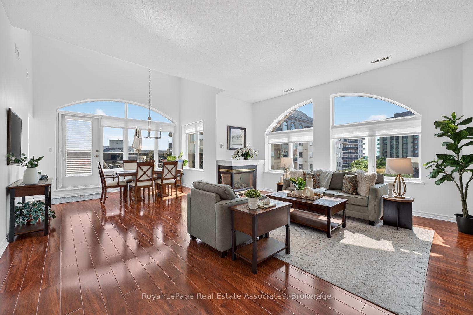3 Dayspring Circle 502 #502, Brampton — Condo for sale, photo 1
