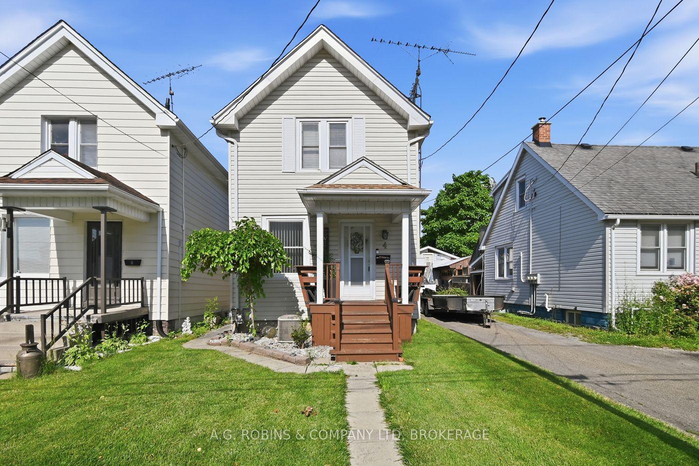 4 Clifford Avenue, Welland — Detached for sale, photo 1