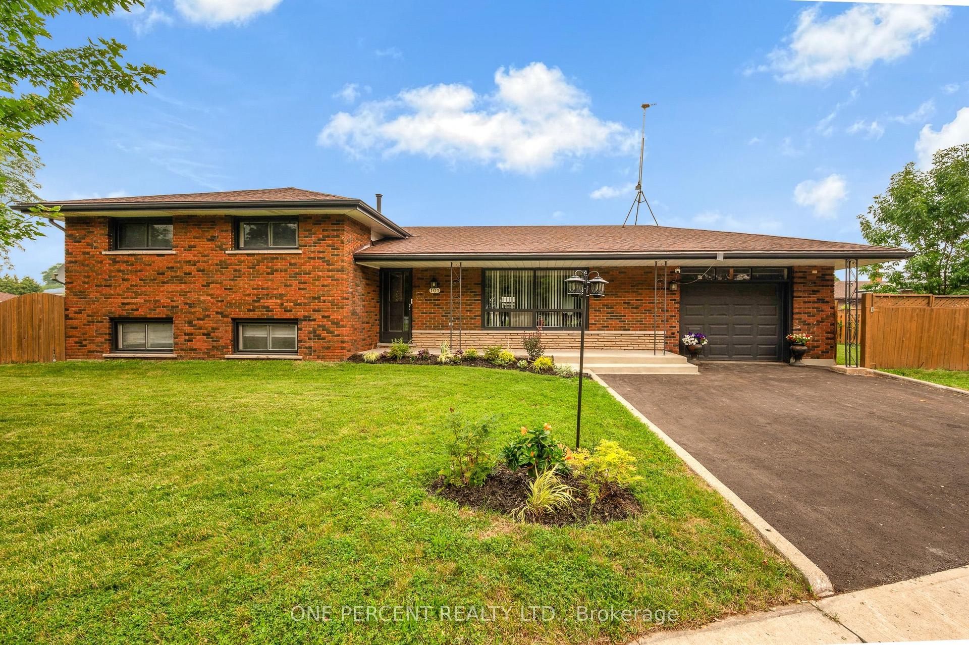 101 Kentley Drive, Hamilton — Detached for sale, photo 1
