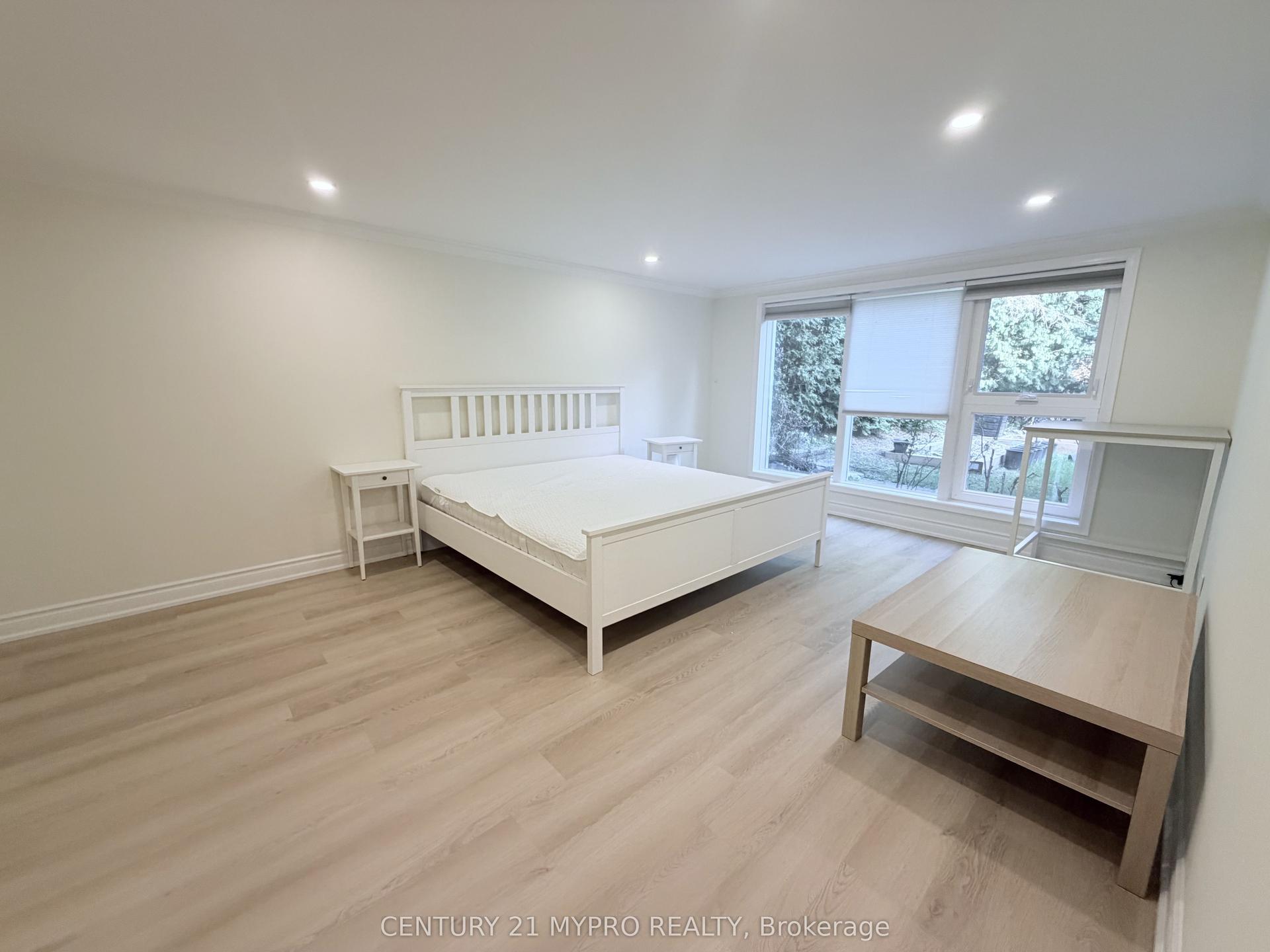 8 Cedar Forest Court Lower #Lower — photo 1