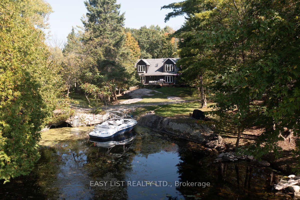 64 Fire Route 96, Trent Lakes — Detached for sale, photo 1