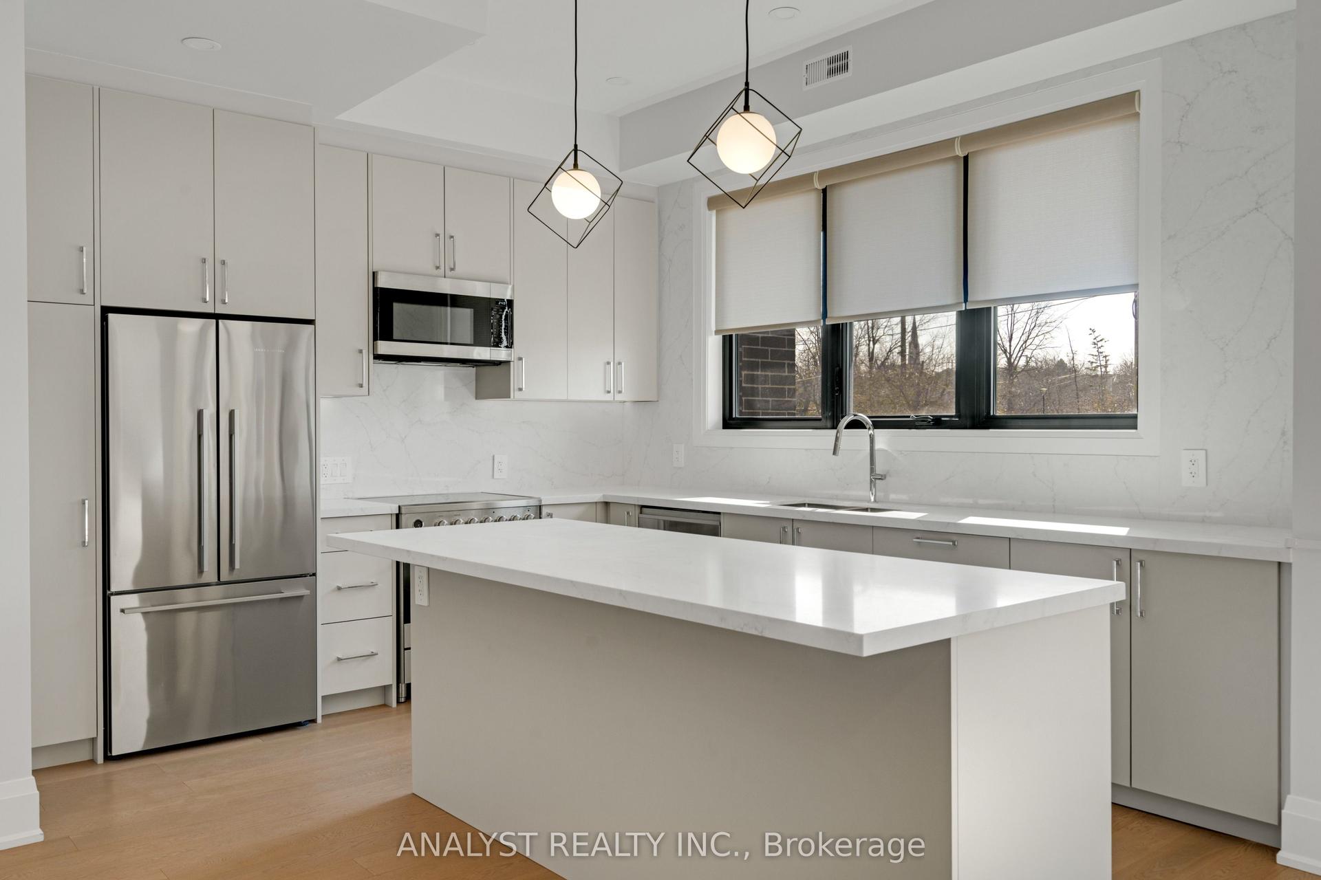 59 Charles Street 7 #7, Newmarket — Condo Town for lease, photo 1