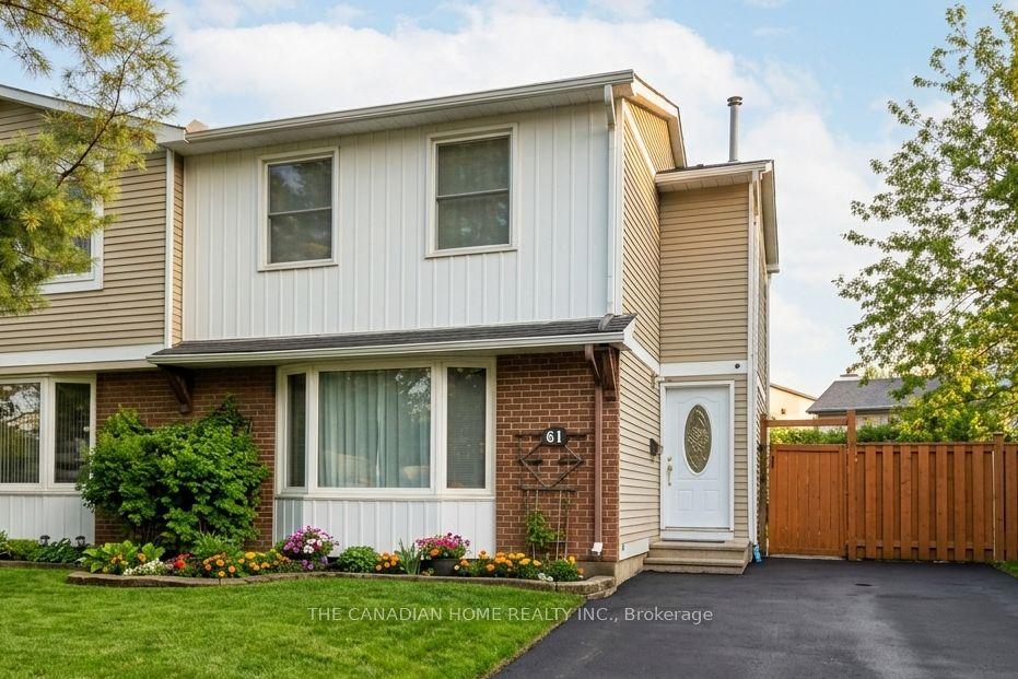 61 EXETER Drive — photo 1