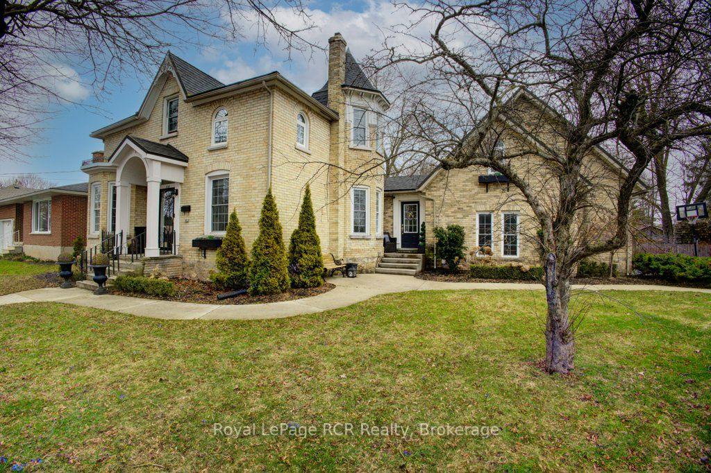 116 Walton Street — photo 1