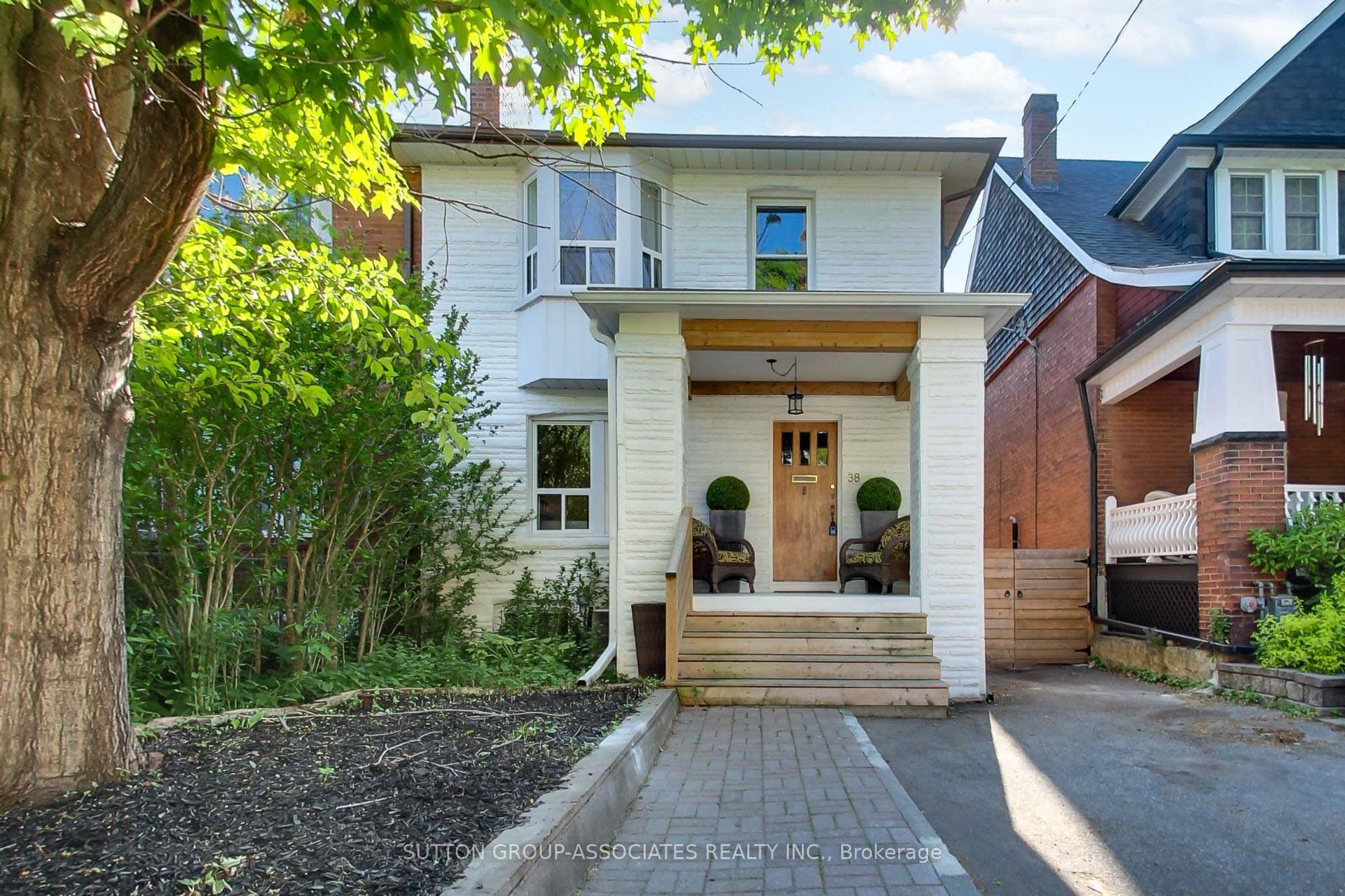 38 Winona Drive — photo 1