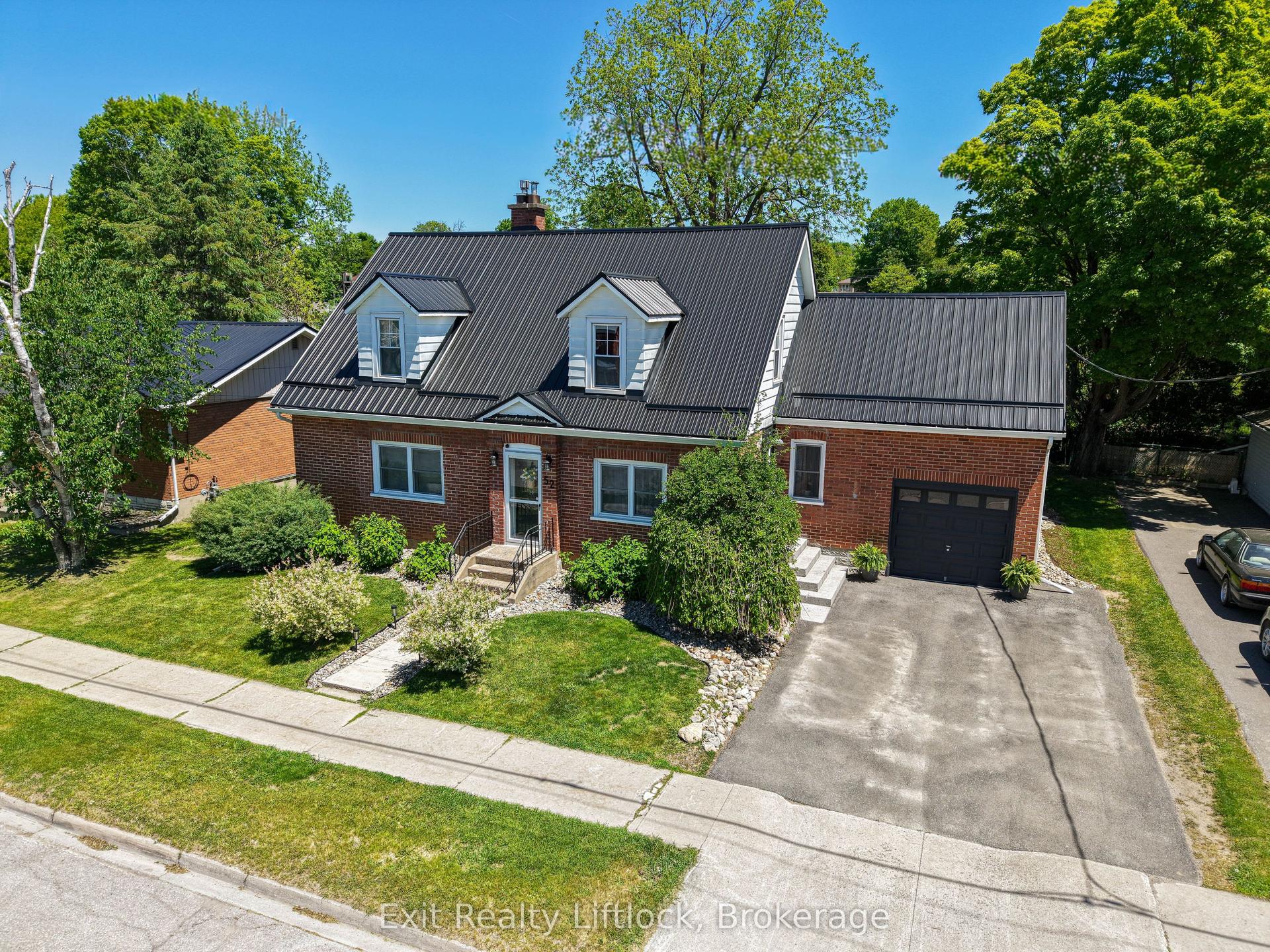 52 Forsyth Street, Marmora and Lake — Detached for sale, photo 1