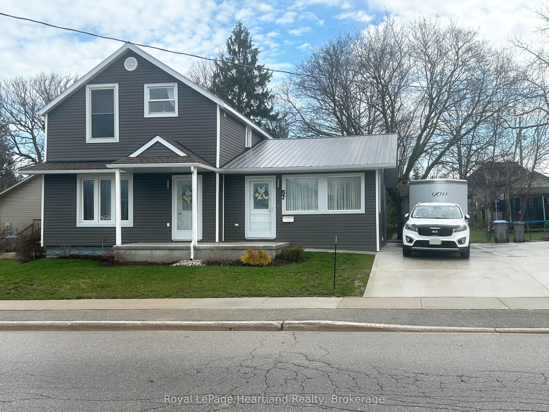 57 Huron Street — photo 1