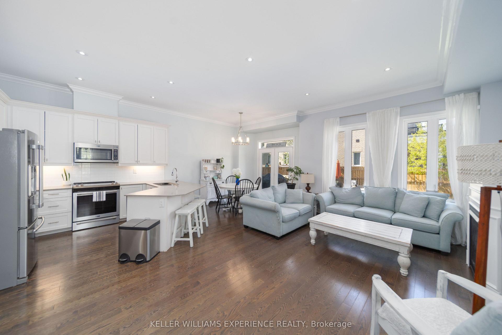12 Blasi Court, Wasaga Beach — Townhouse for sale, photo 1