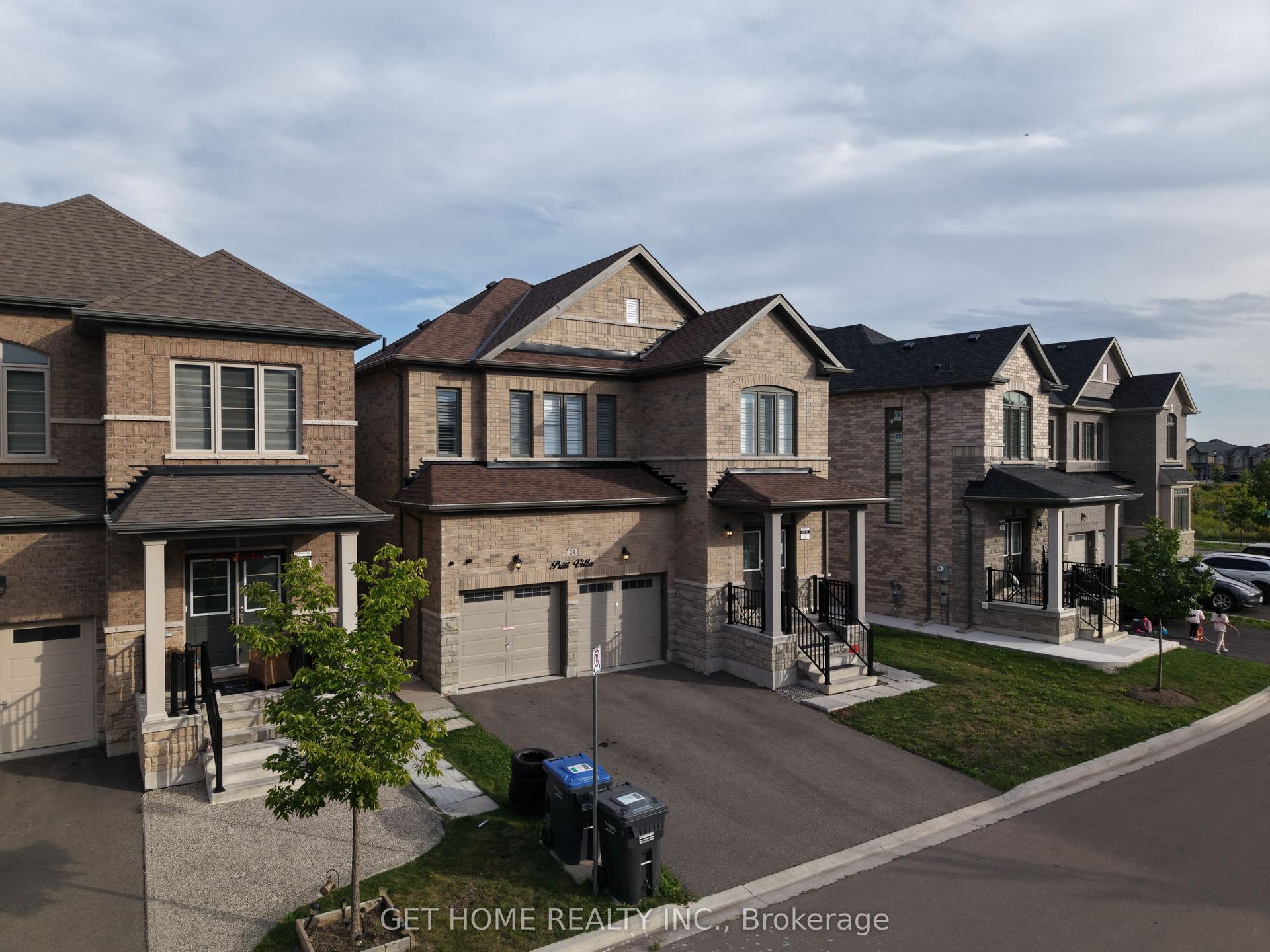 24 Bachelor Street, Brampton — Detached for sale, photo 1