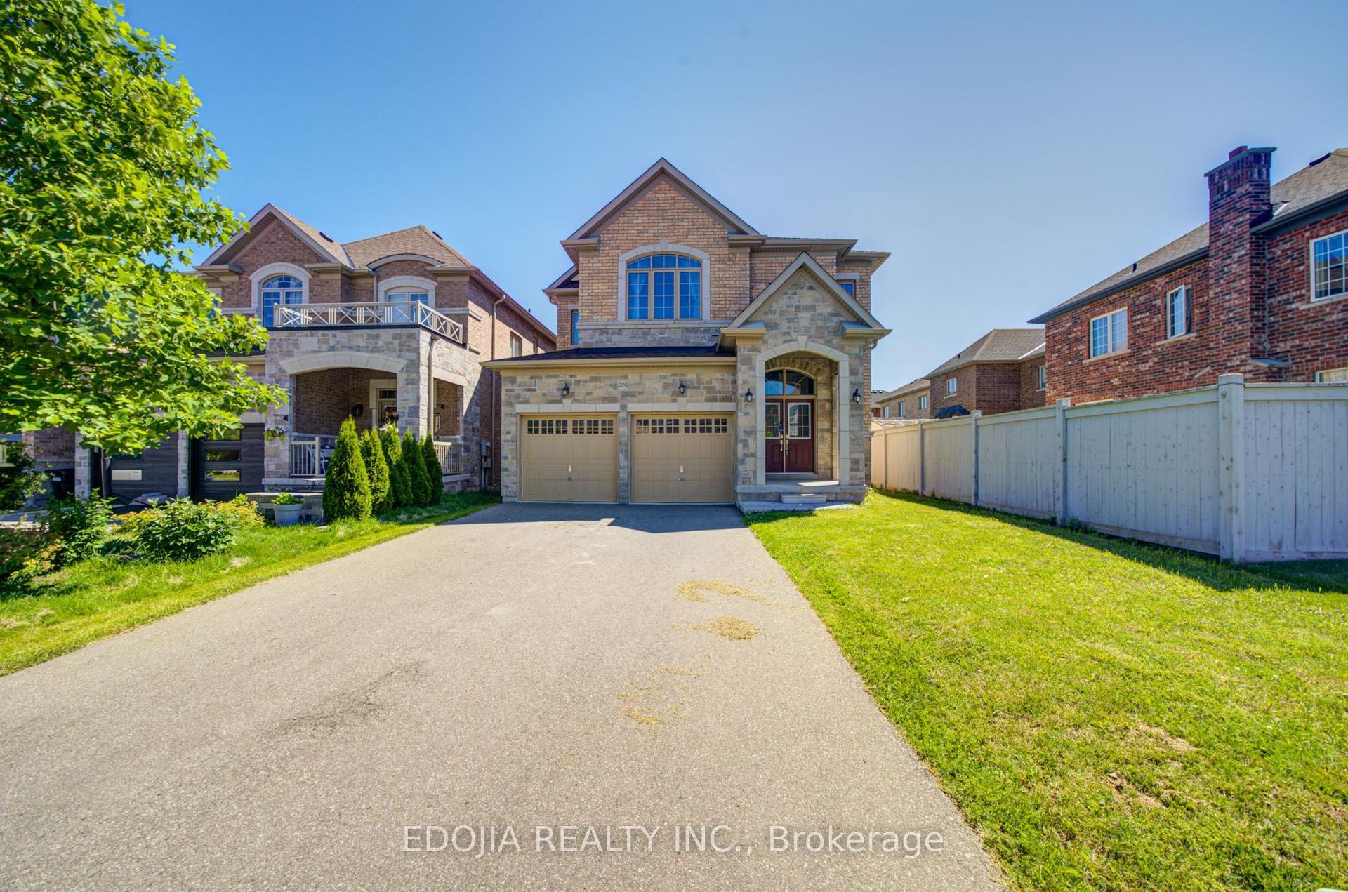226 Gibson Circle, Bradford West Gwillimbury — Detached for sale, photo 1