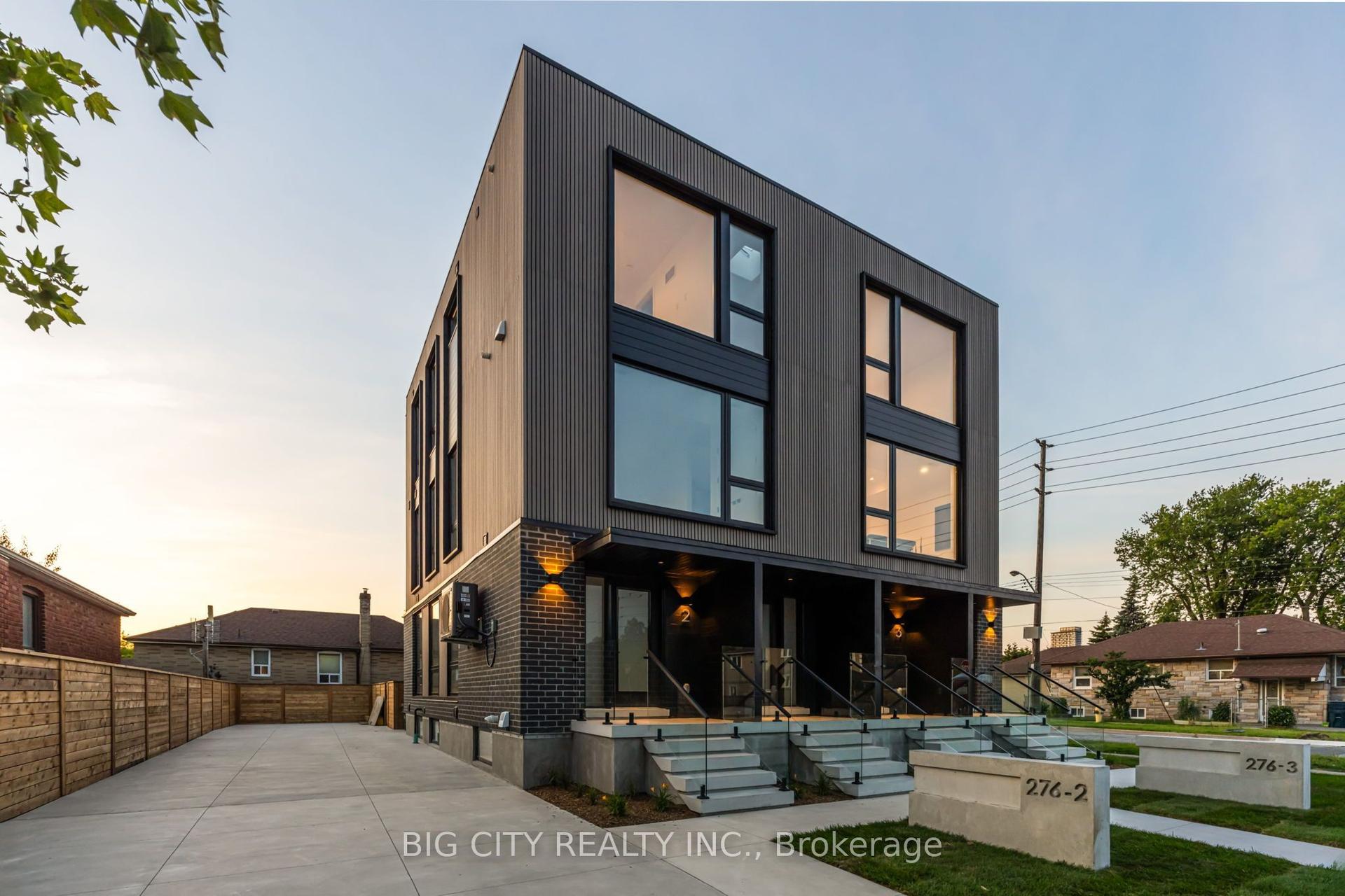 276 Lanor Avenue 1 #1, Toronto — Condo Town for sale, photo 1