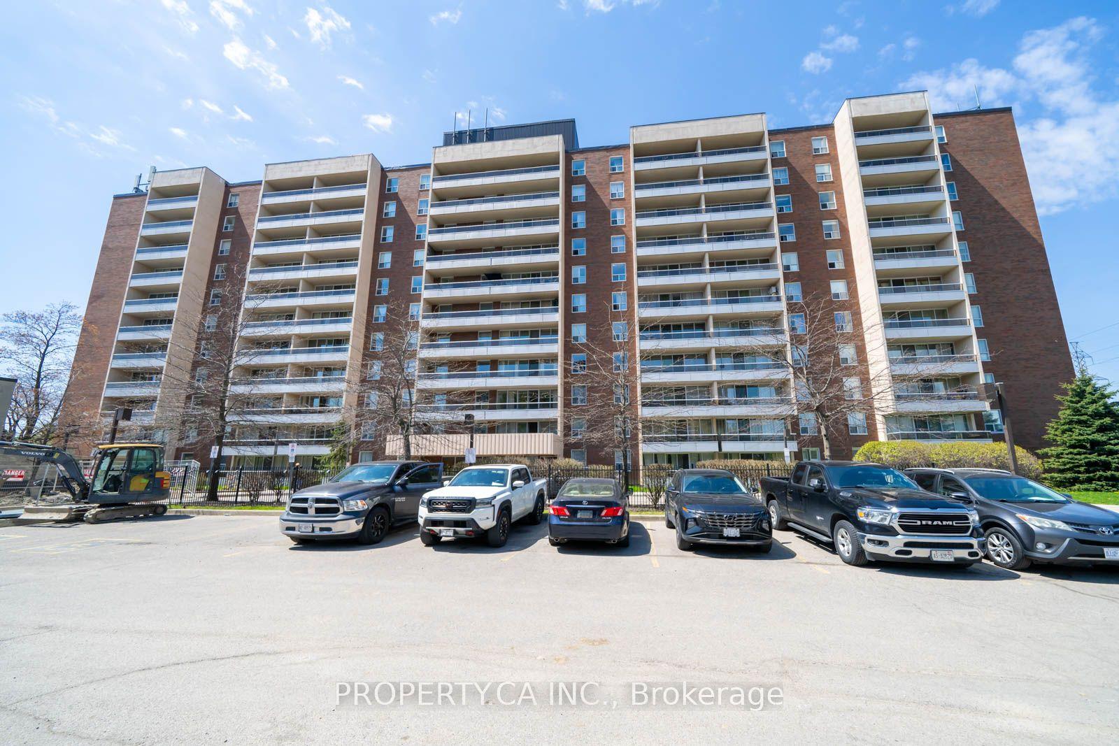 31 Four Winds Drive W 901 #901 — photo 1